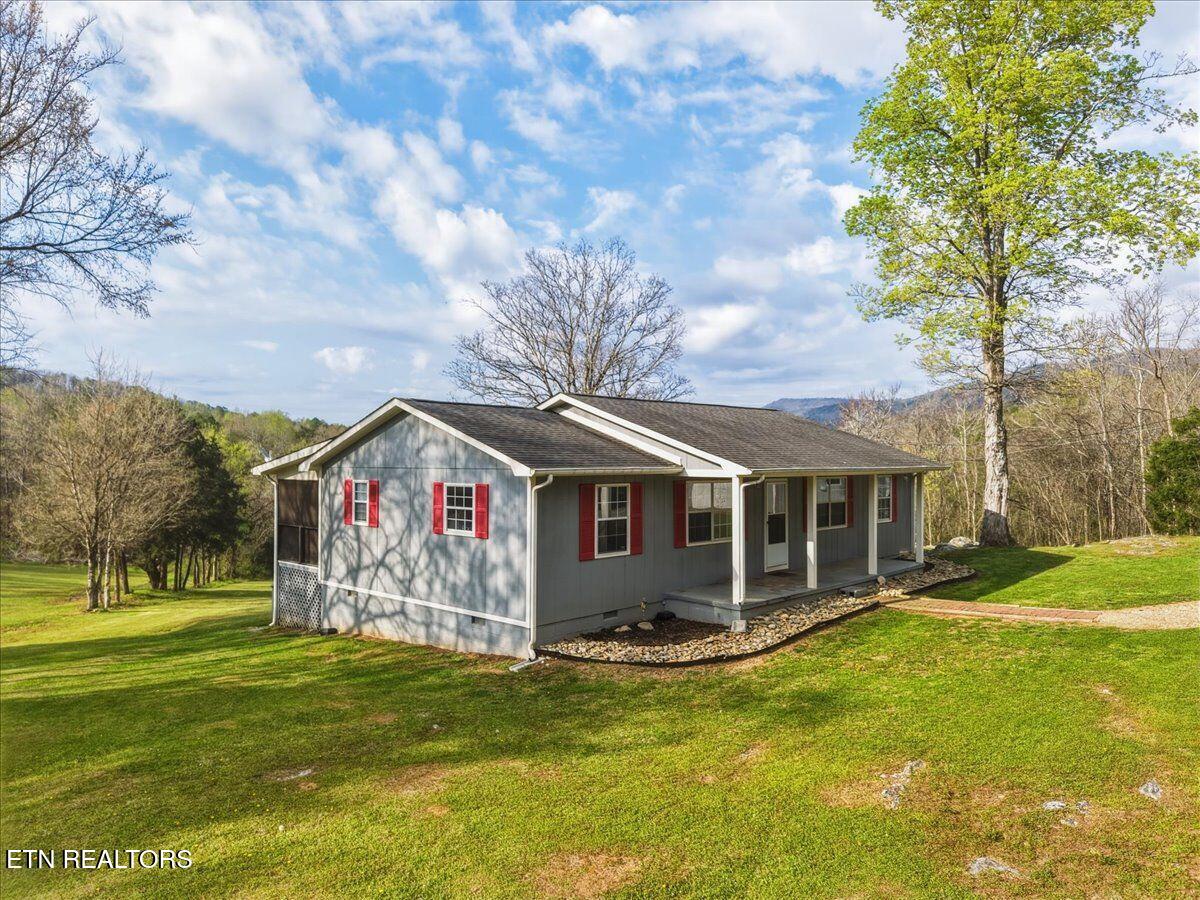 1805 Mecca Pike Tellico Plains TN 37385