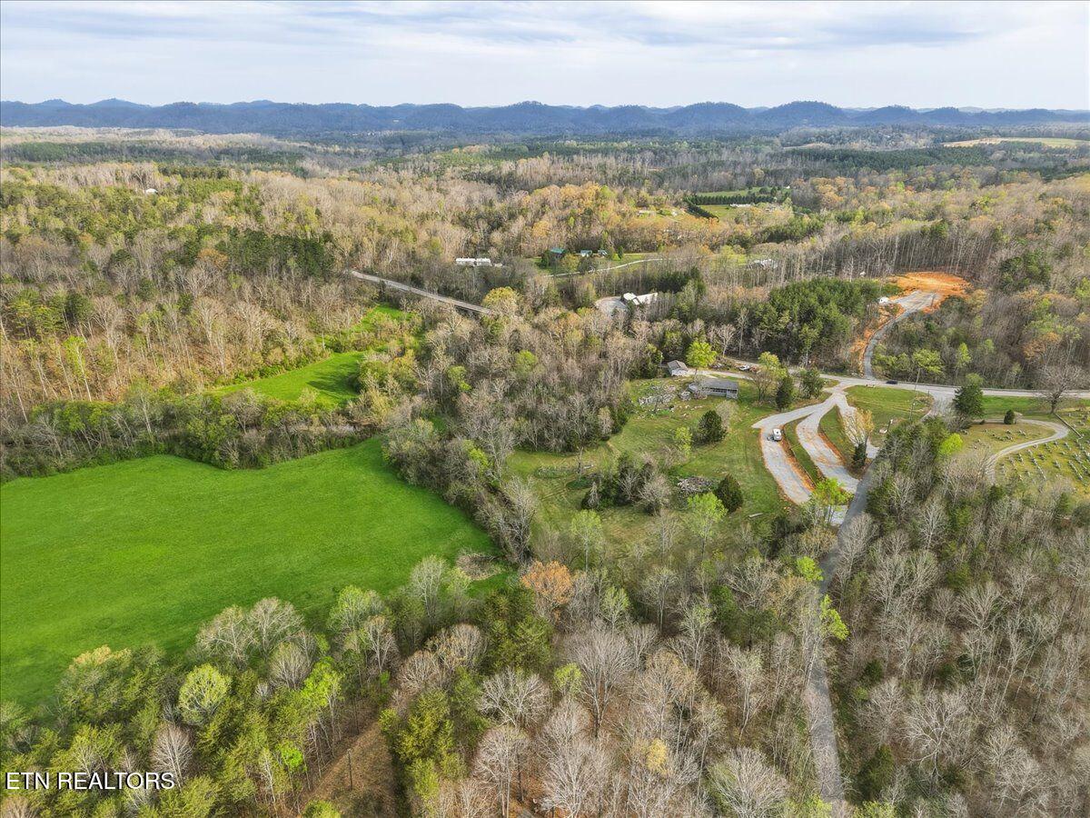 1805 Mecca Pike Tellico Plains TN 37385