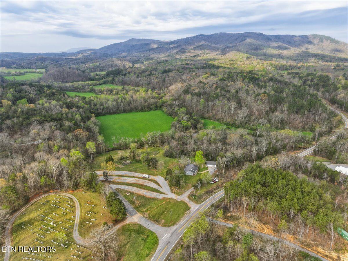 1805 Mecca Pike Tellico Plains TN 37385
