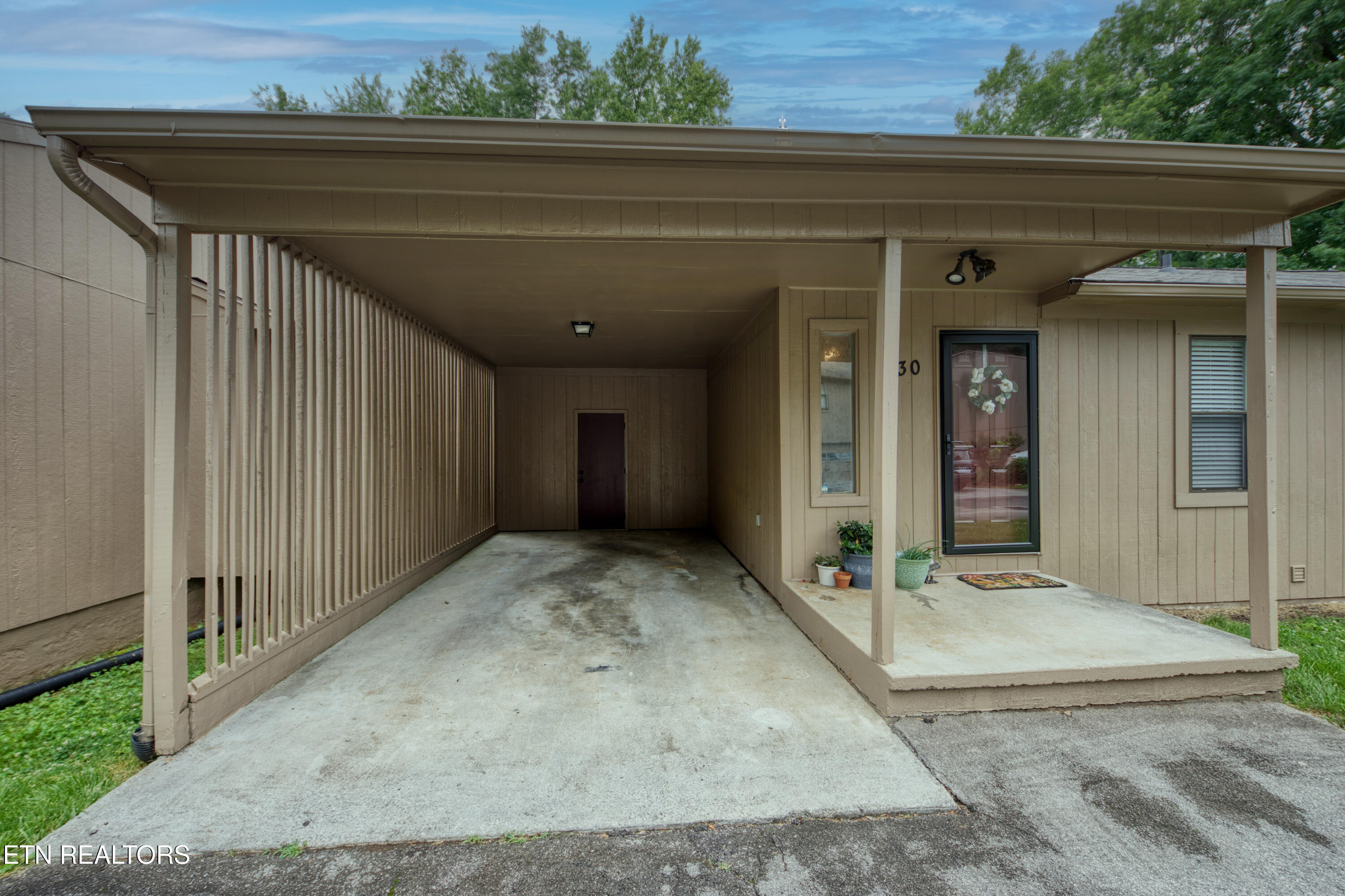 8709 Olde Colony Trail Knoxville TN 37923