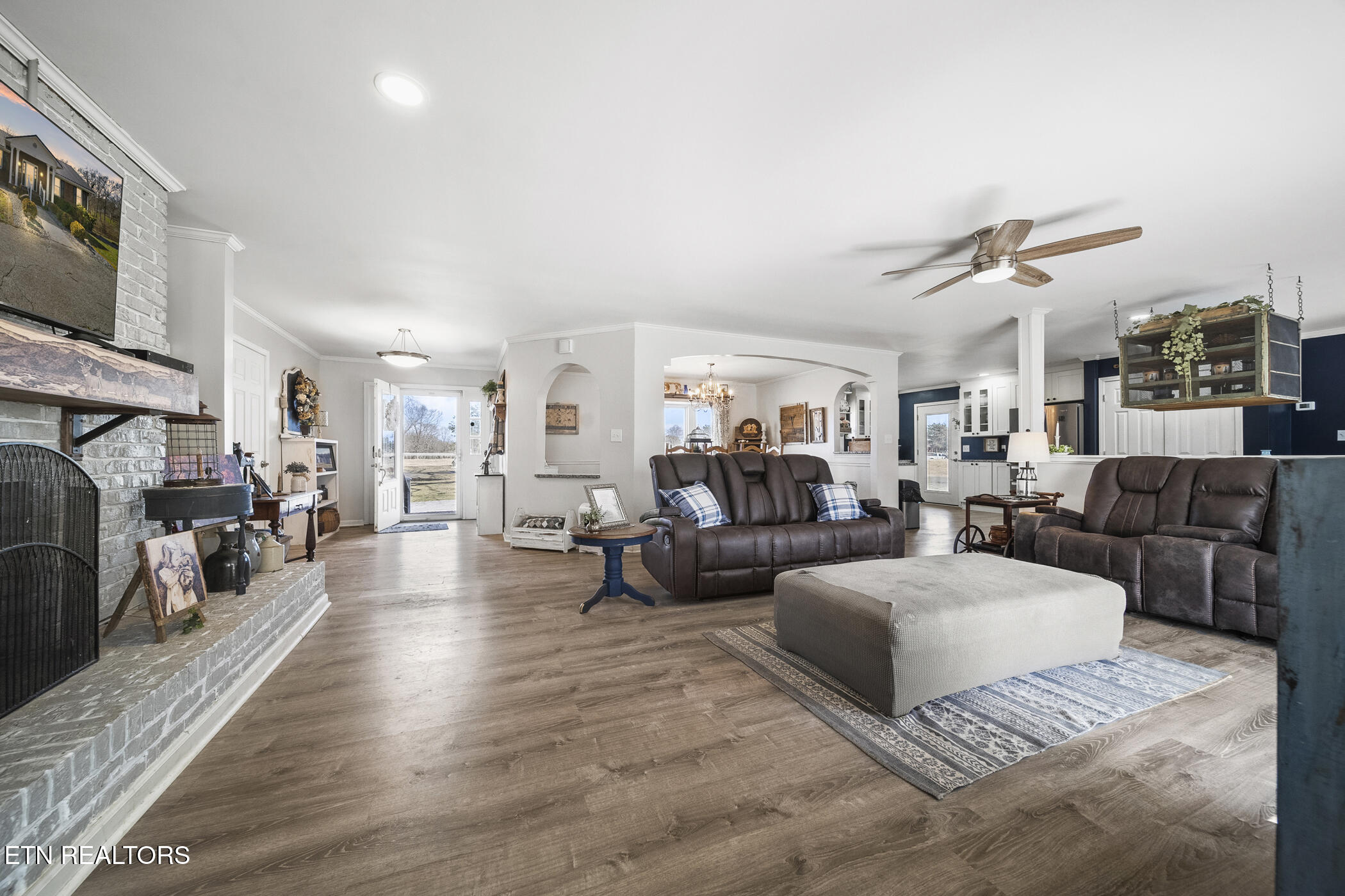3435 Mountain View Lane Baneberry TN 37890