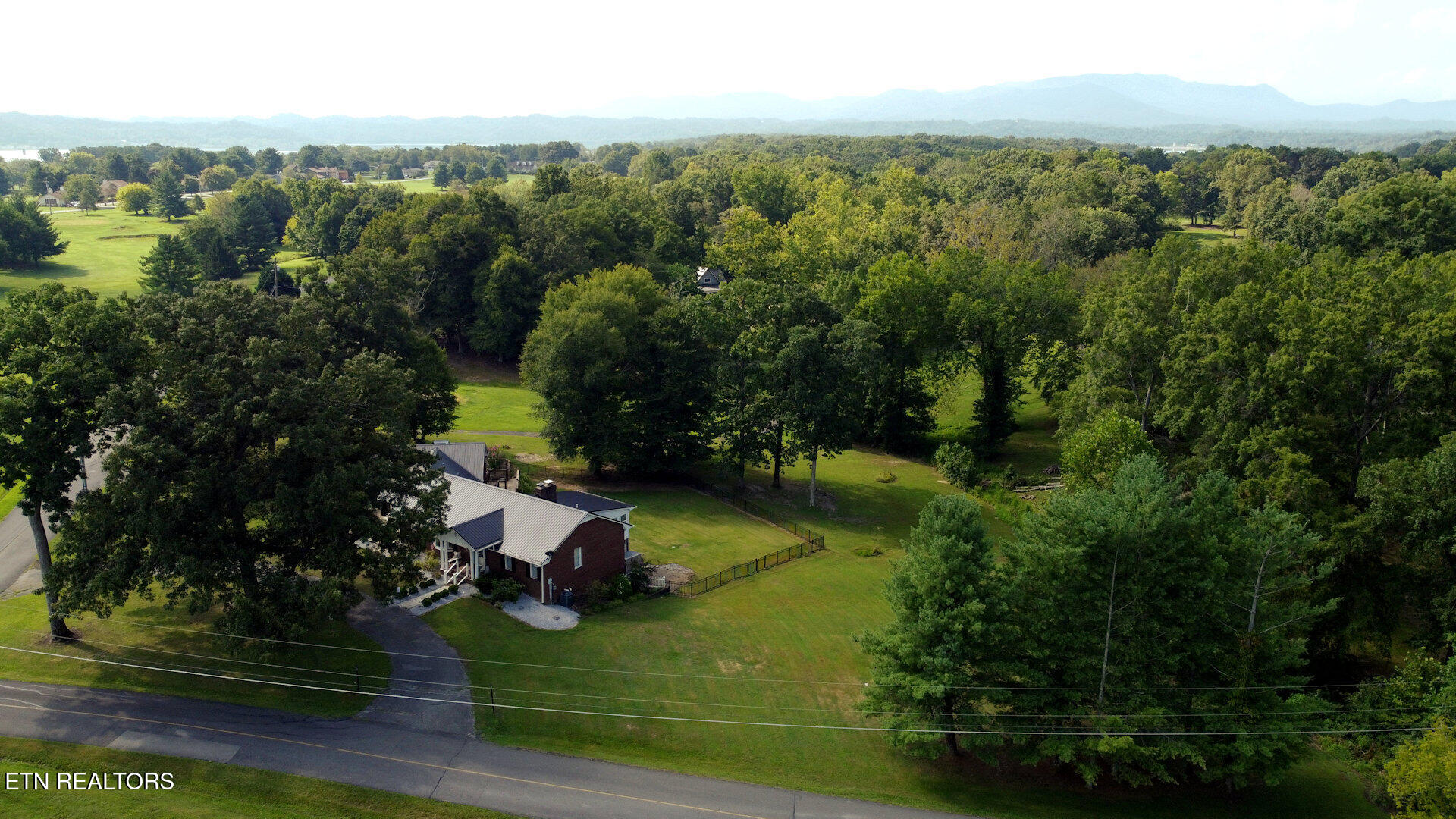 3435 Mountain View Lane Baneberry TN 37890