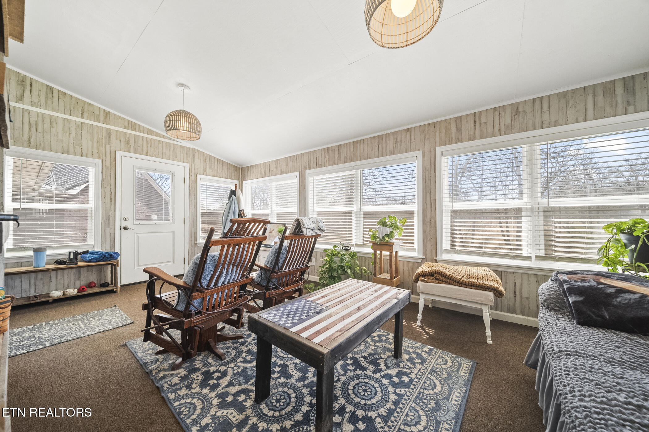 3435 Mountain View Lane Baneberry TN 37890