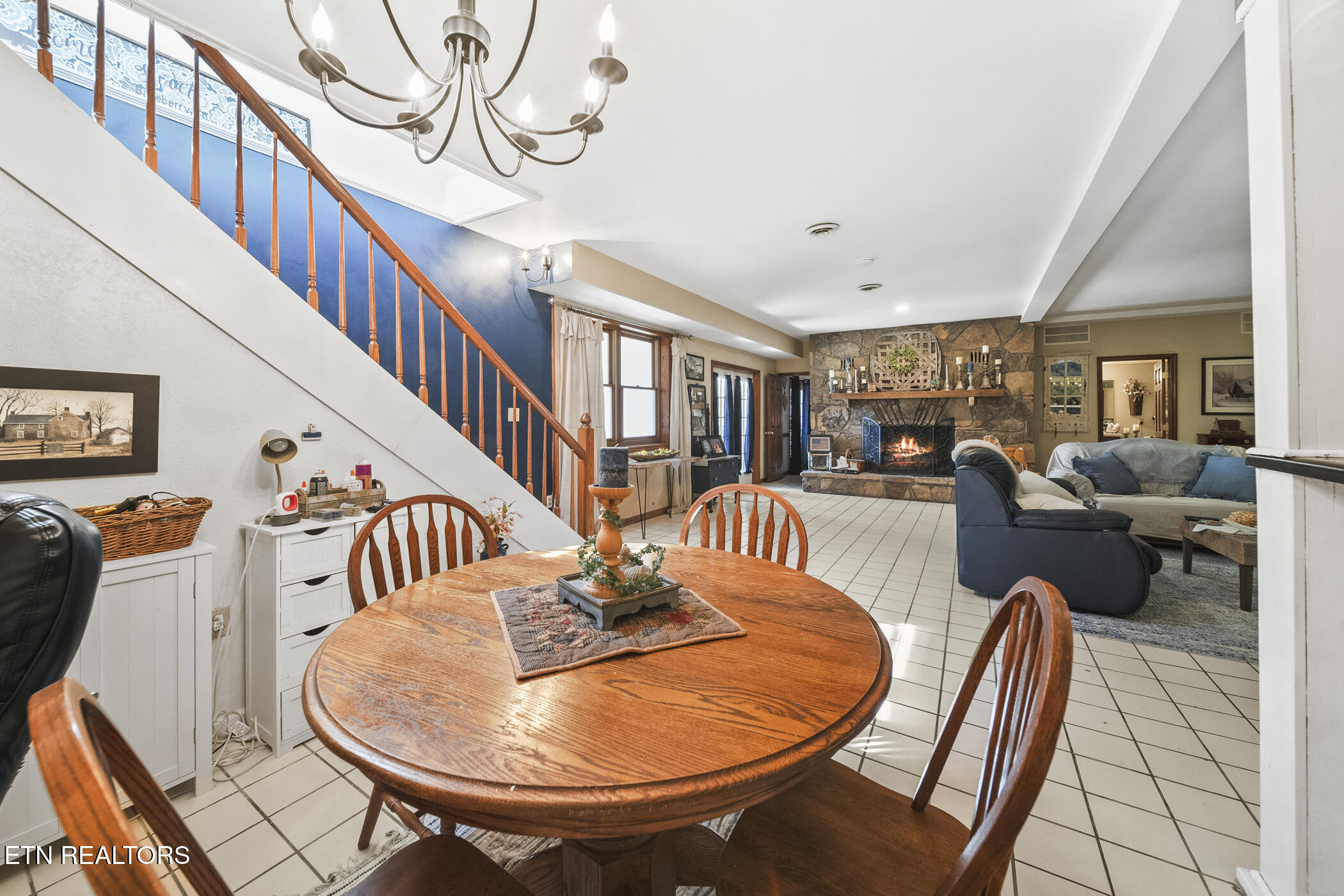 3435 Mountain View Lane Baneberry TN 37890