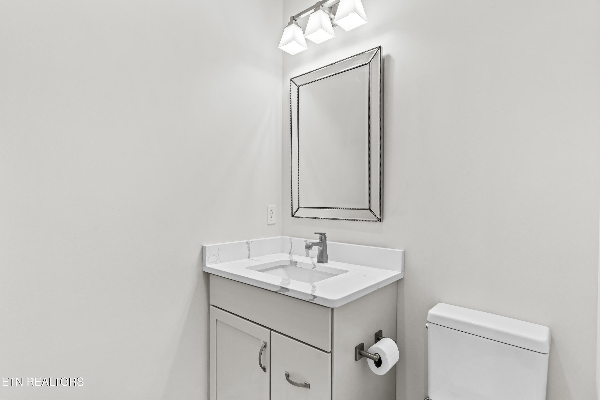119 Hanani Trail Vonore TN 37885