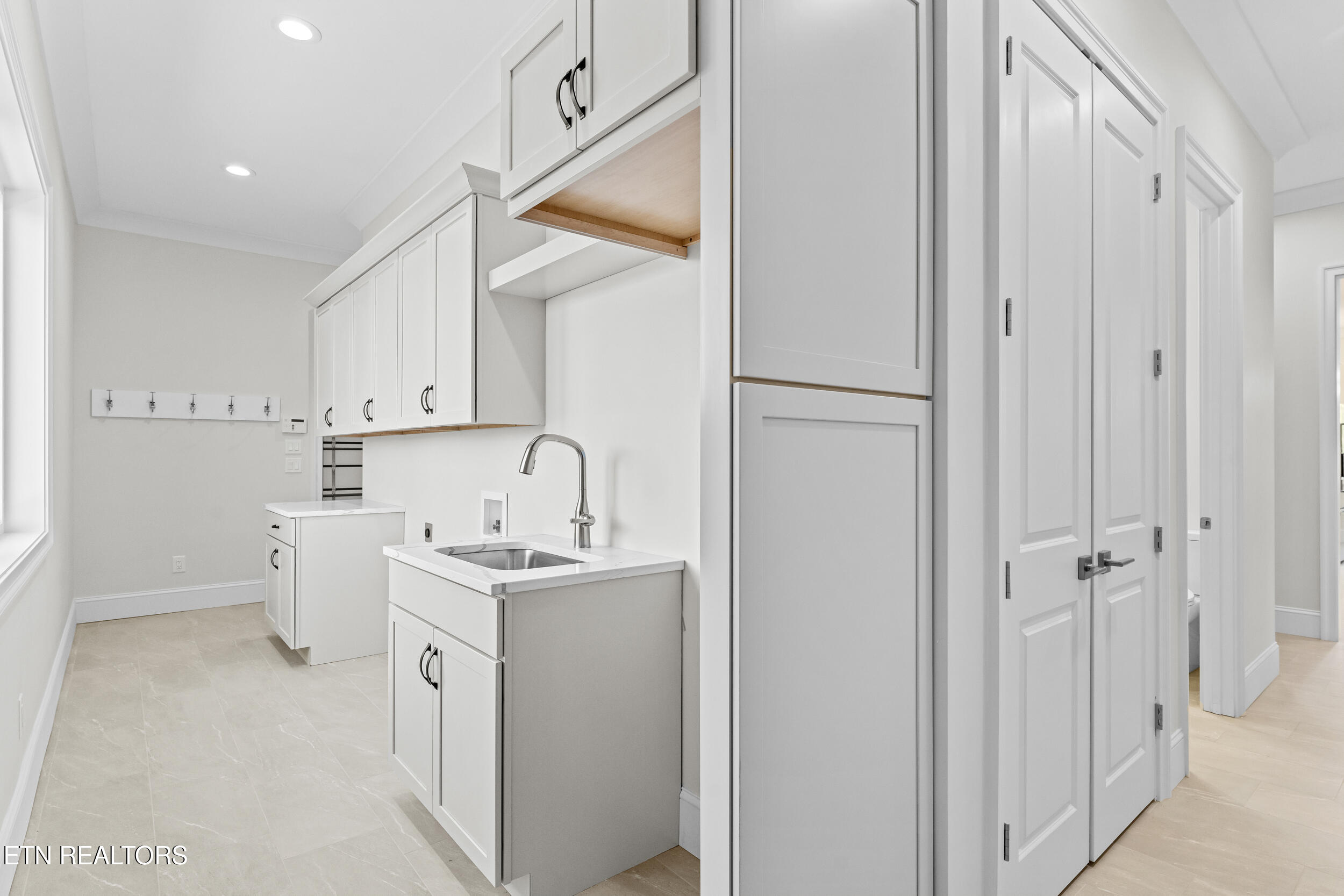 119 Hanani Trail Vonore TN 37885