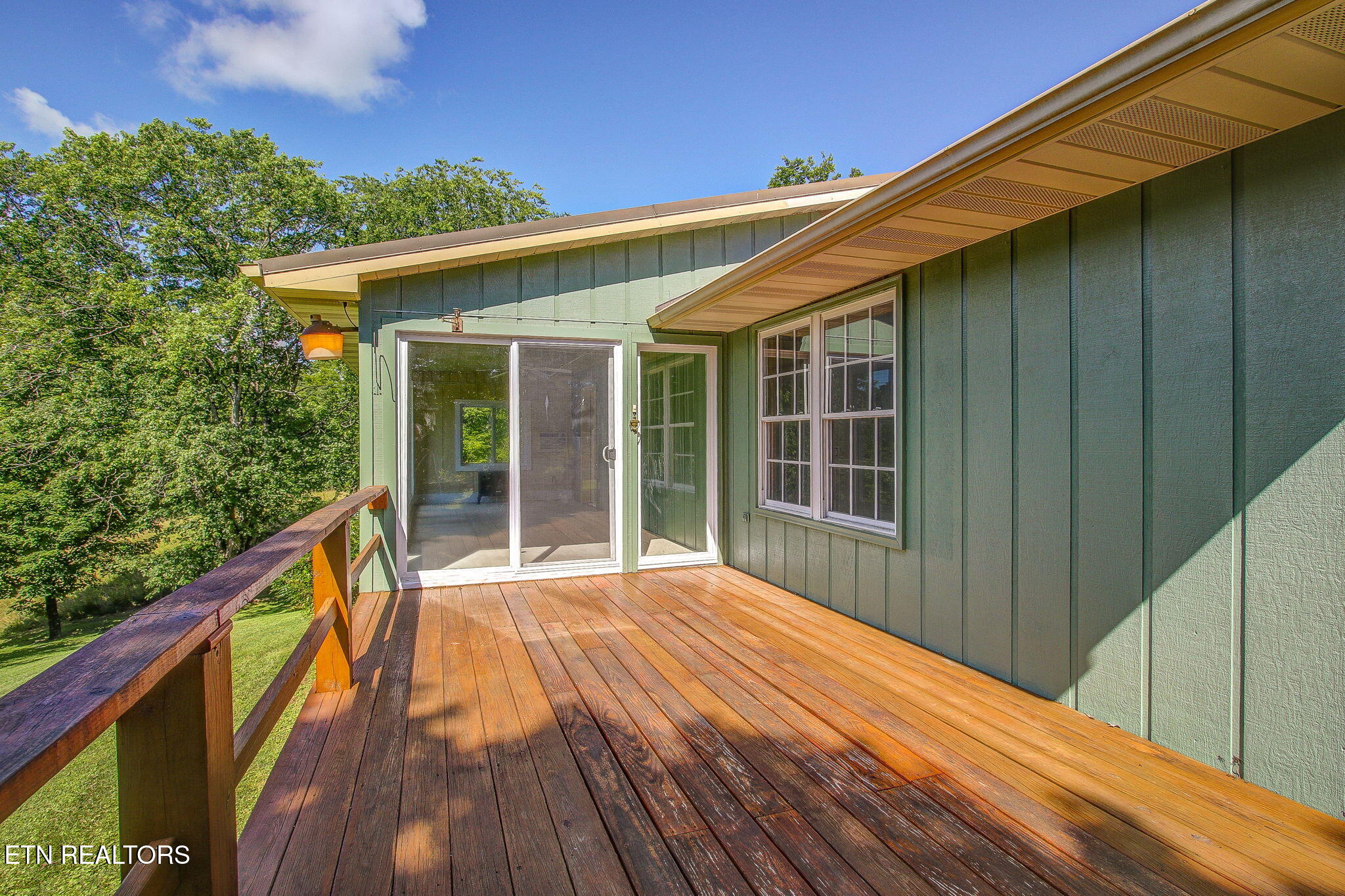 13390 Chapman Highway Seymour TN 37865