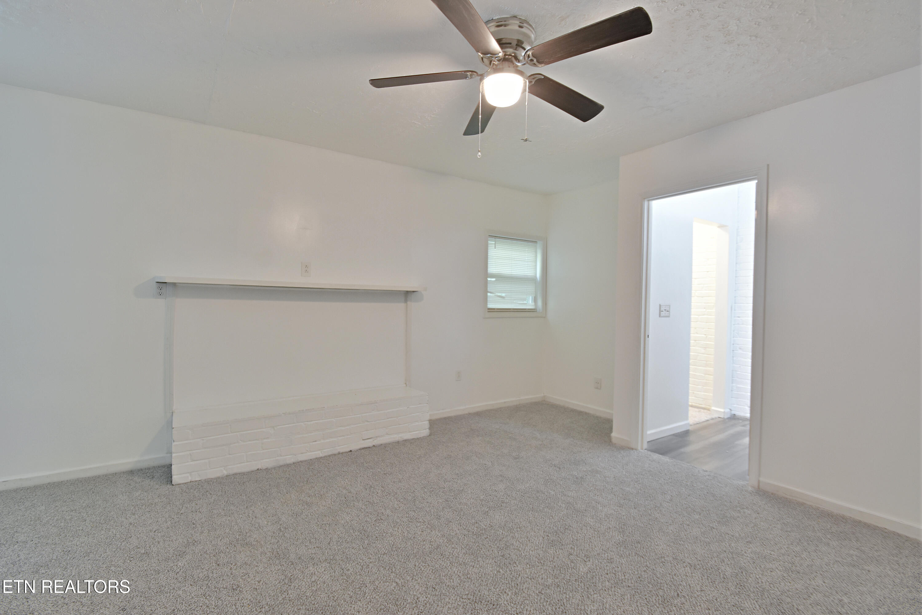 165 Gamble Drive Jacksboro TN 37757