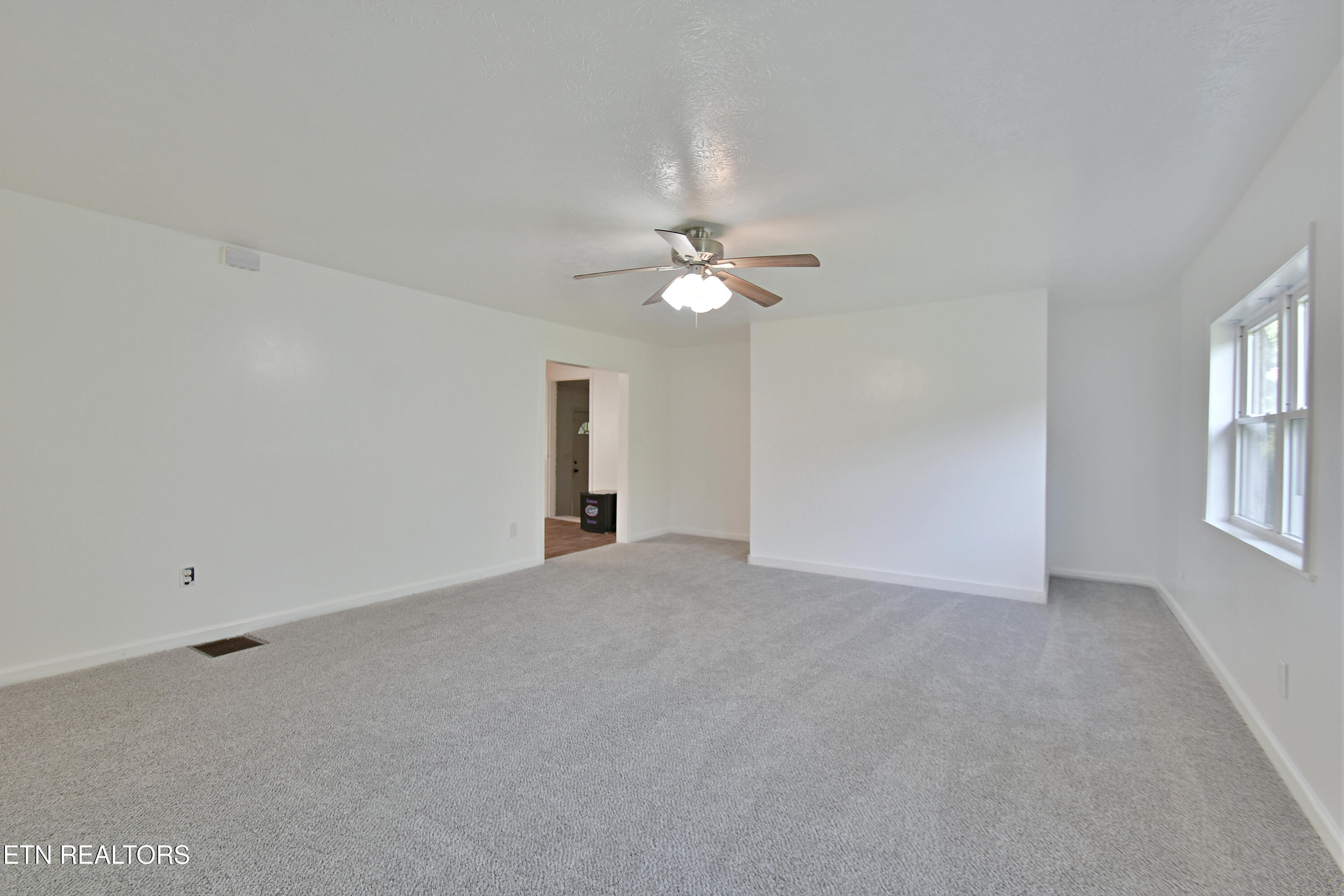 165 Gamble Drive Jacksboro TN 37757