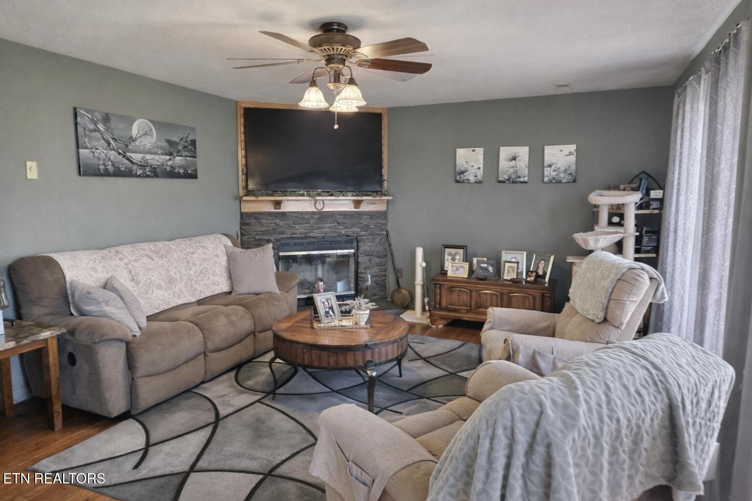 601 Eugene Disney Lane Greenback TN 37742