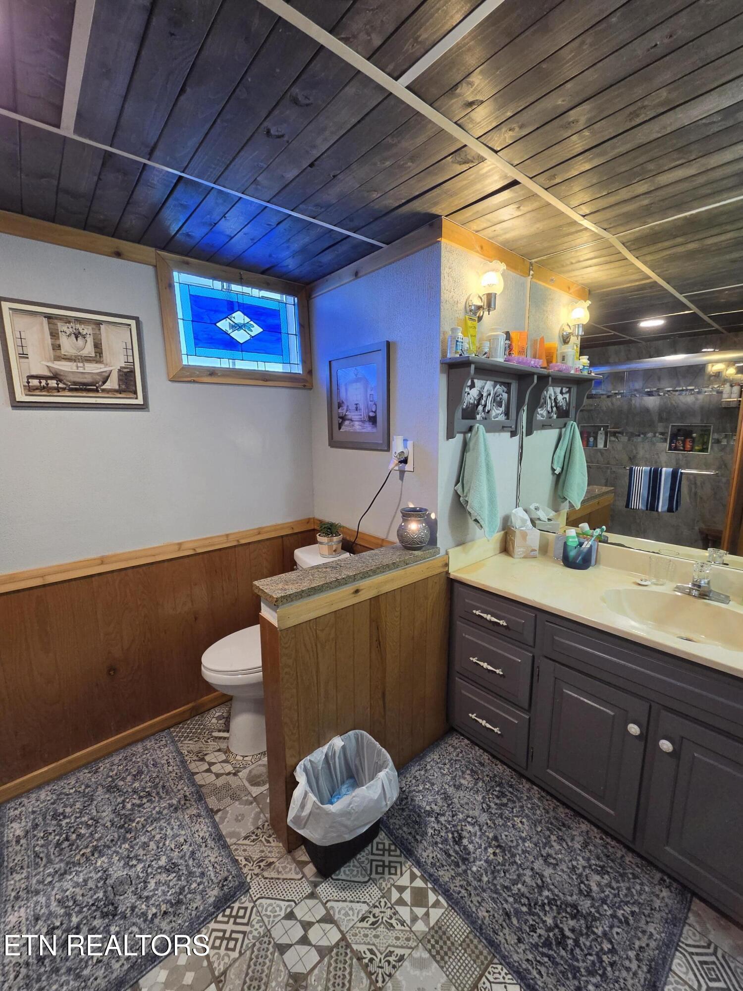 601 Eugene Disney Lane Greenback TN 37742