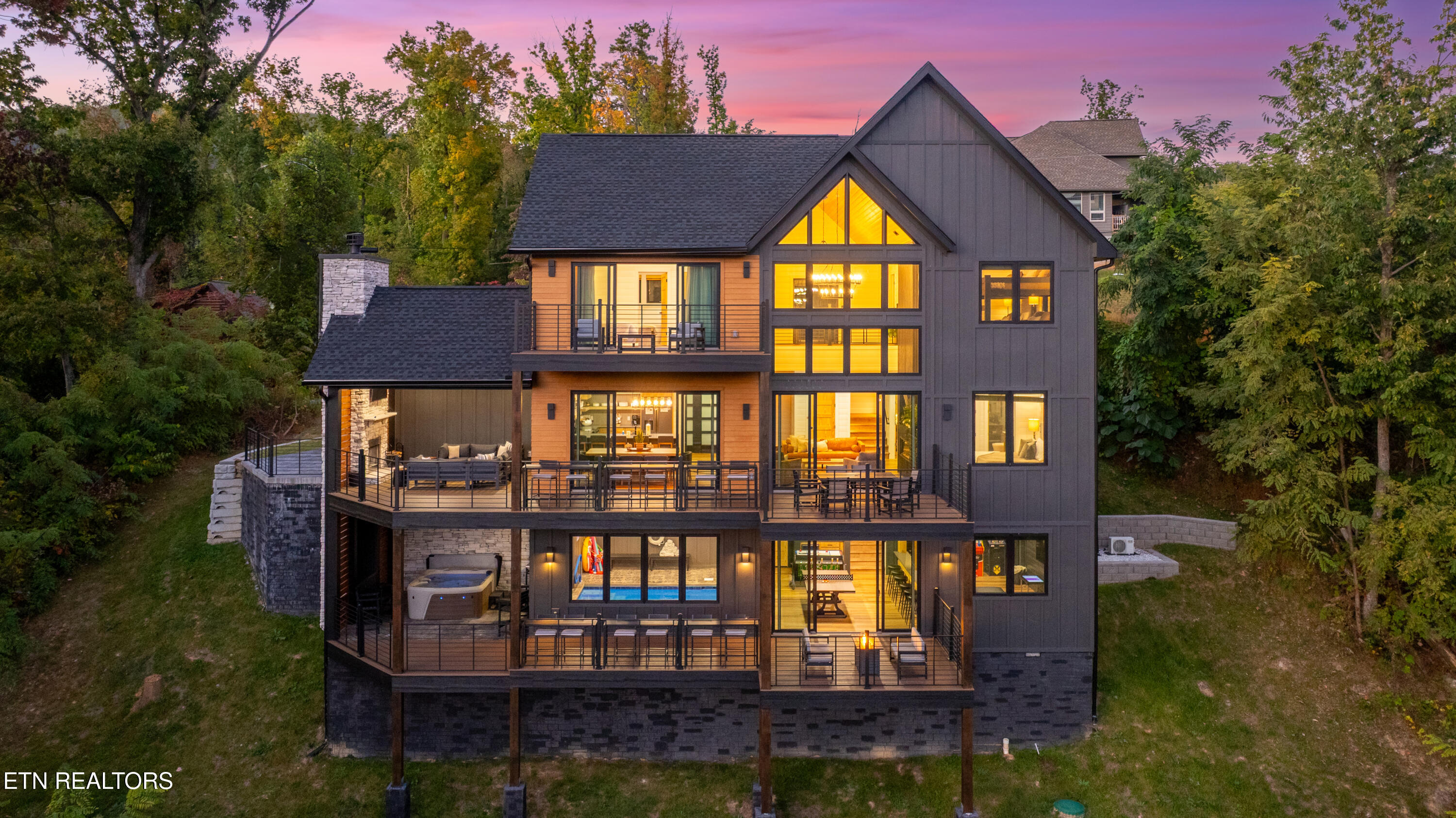 855 Deer Path Lane Gatlinburg TN 37738