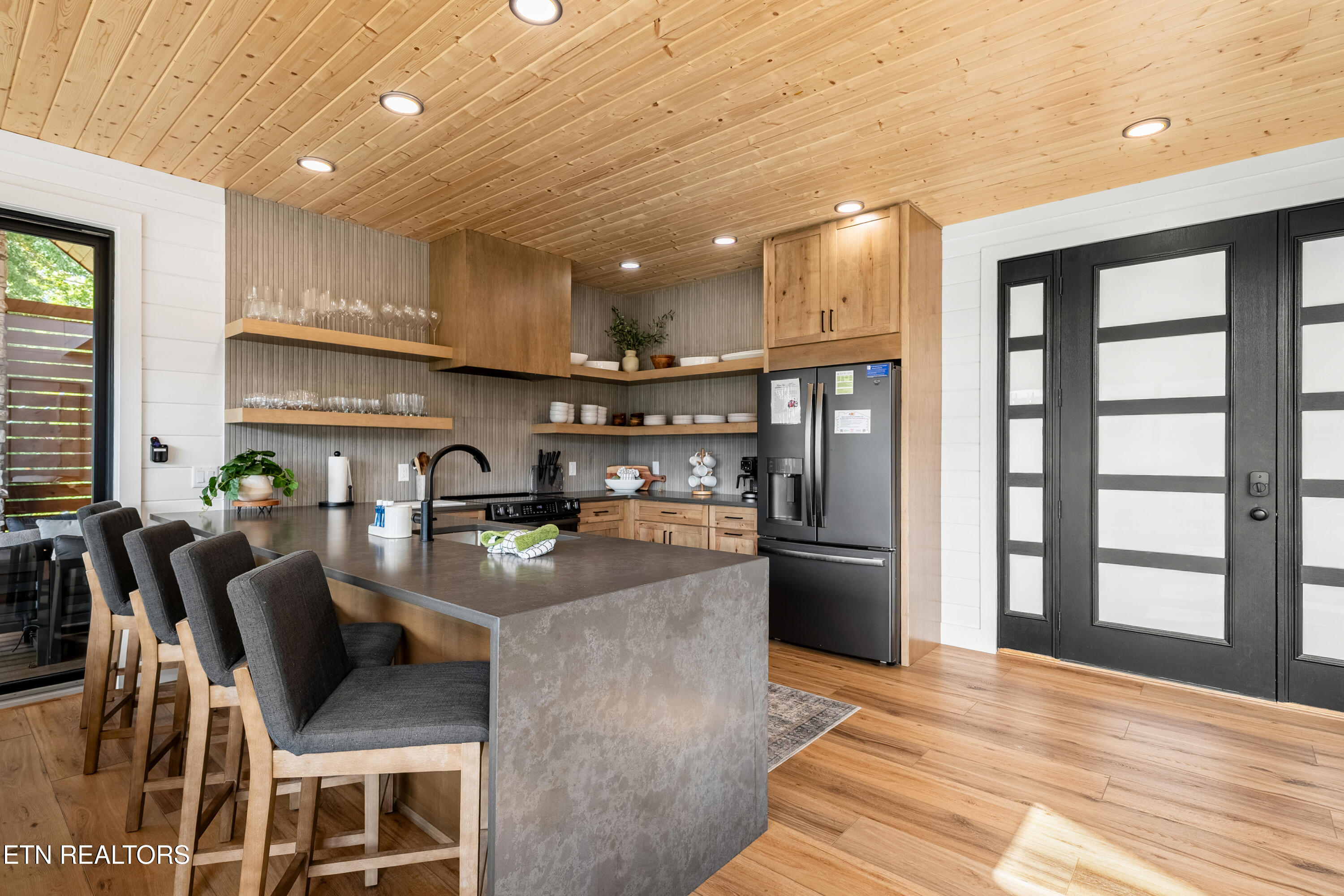 855 Deer Path Lane Gatlinburg TN 37738