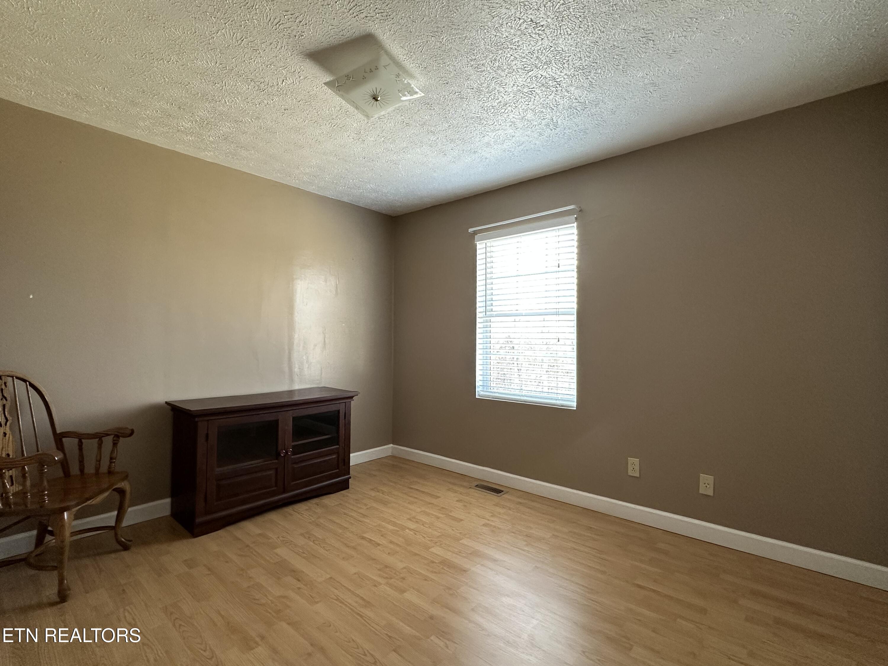 189 Norman Road Jacksboro TN 37757