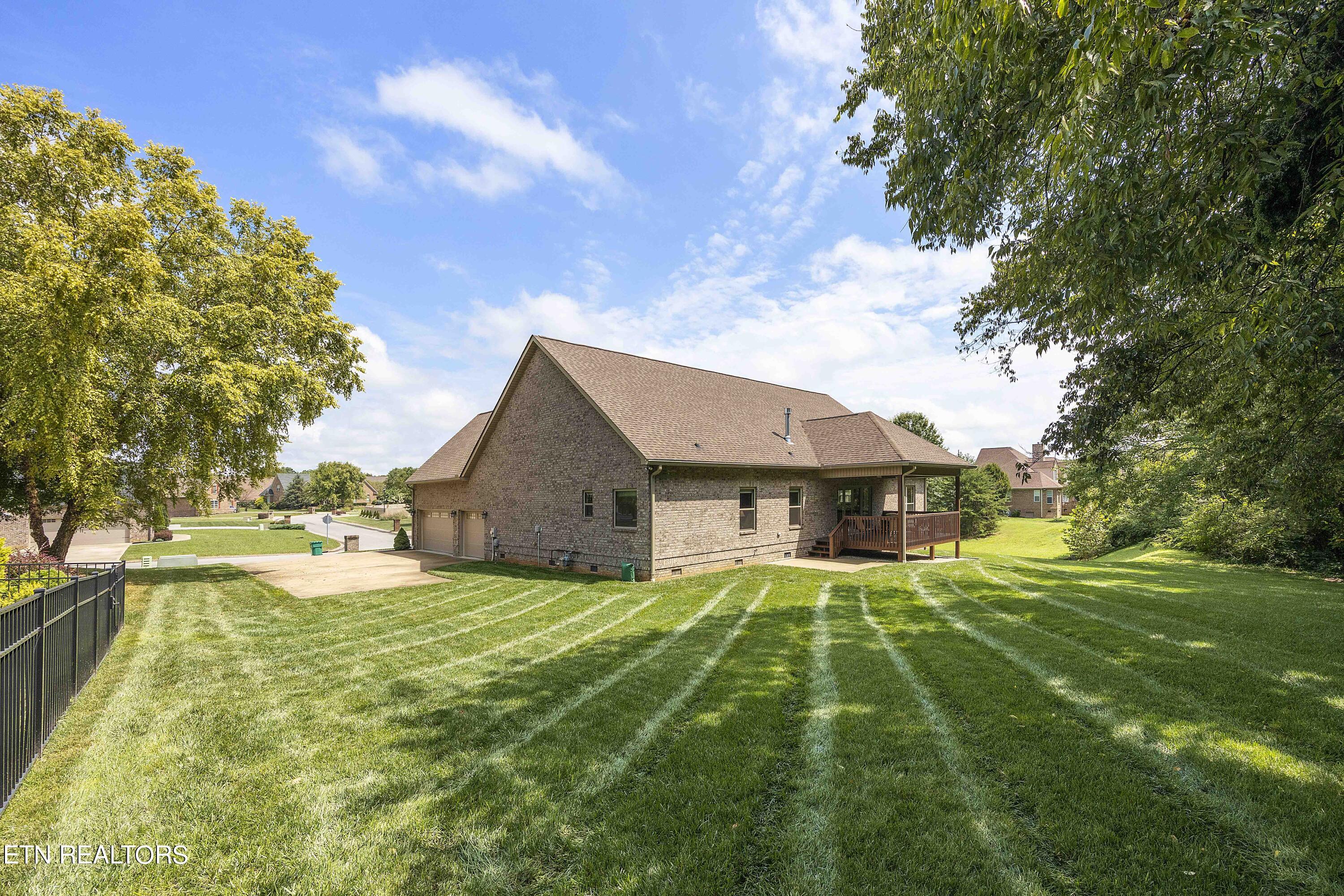 1643 Inverness Drive Maryville TN 37801