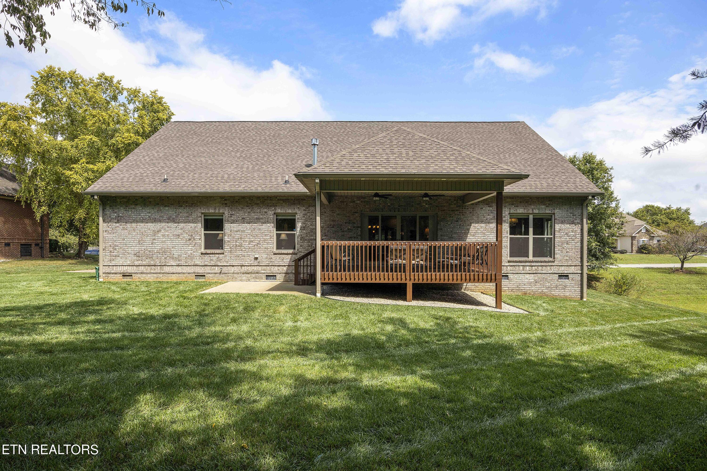 1643 Inverness Drive Maryville TN 37801