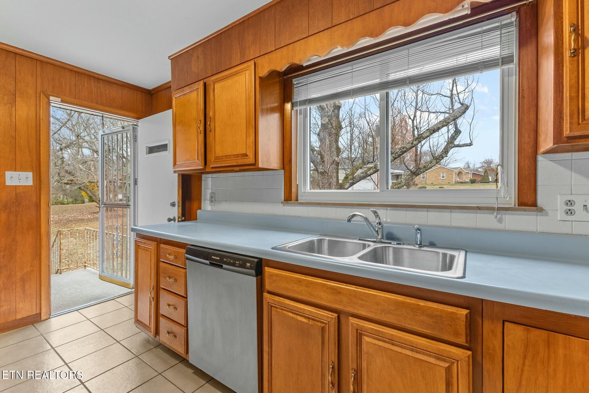 4949 Beverly Road Knoxville TN 37918