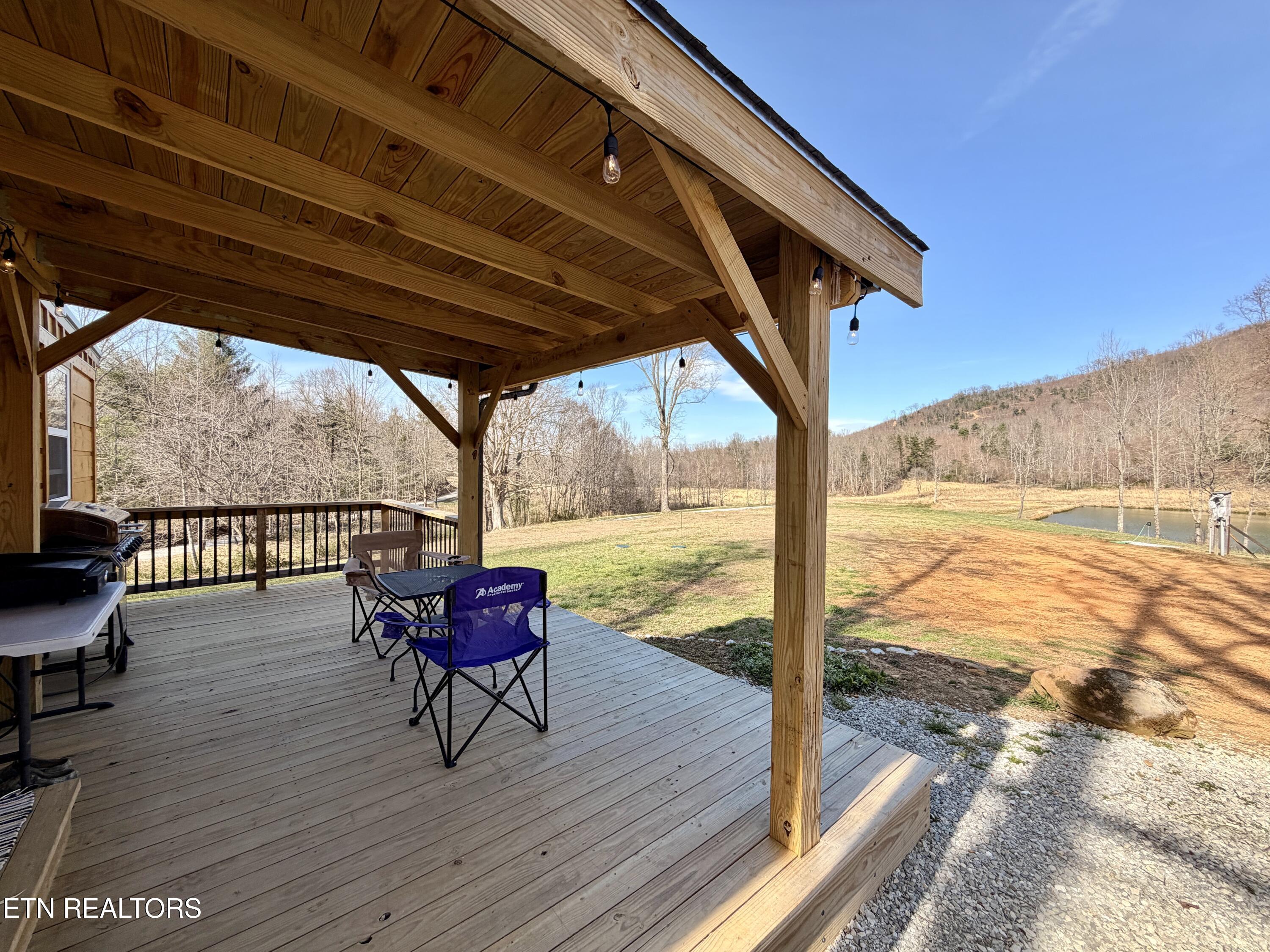 293 Herbert Shannon Road Sunbright TN 37872