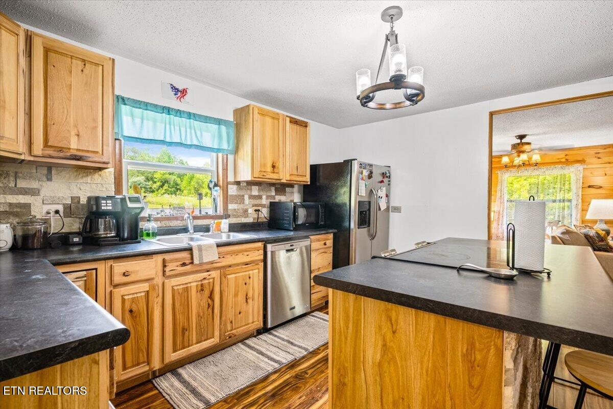 4662 Baker Highway Huntsville TN 37756