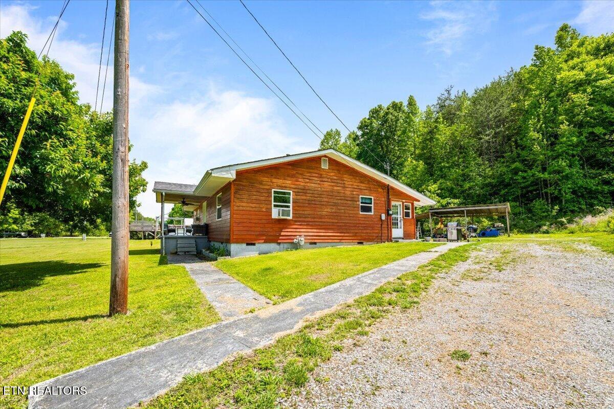 4662 Baker Highway Huntsville TN 37756