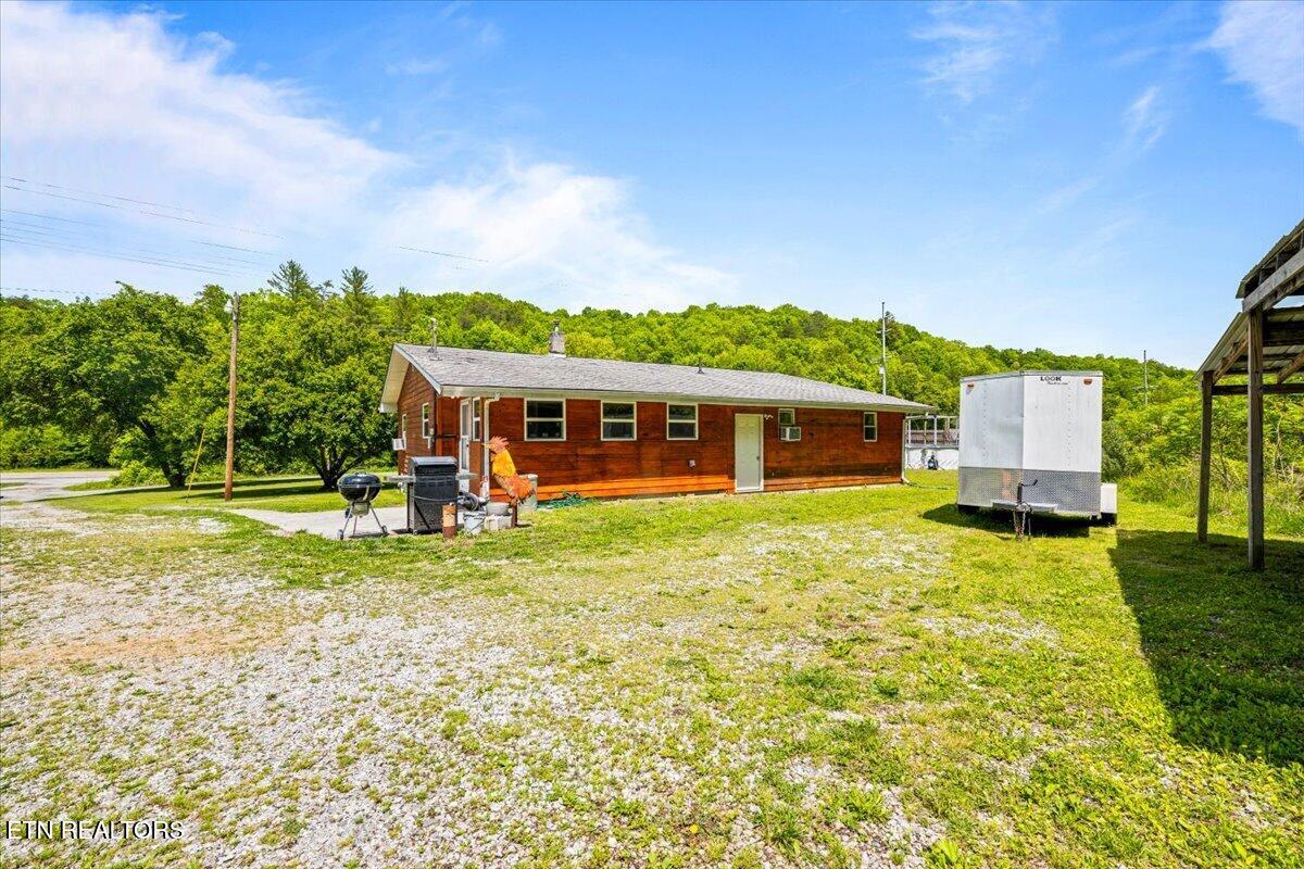 4662 Baker Highway Huntsville TN 37756