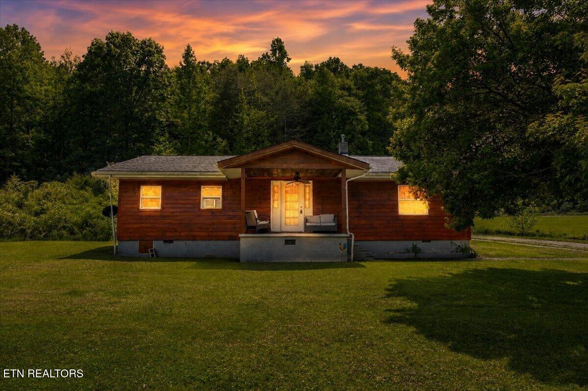 4662 Baker Highway Huntsville TN 37756