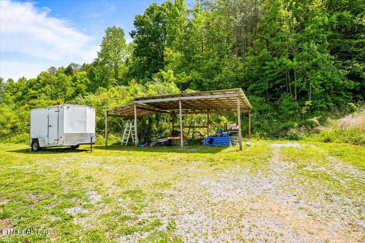 4662 Baker Highway Huntsville TN 37756