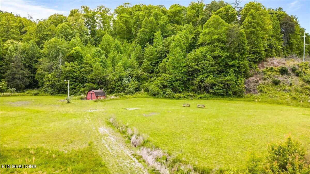 4662 Baker Highway Huntsville TN 37756