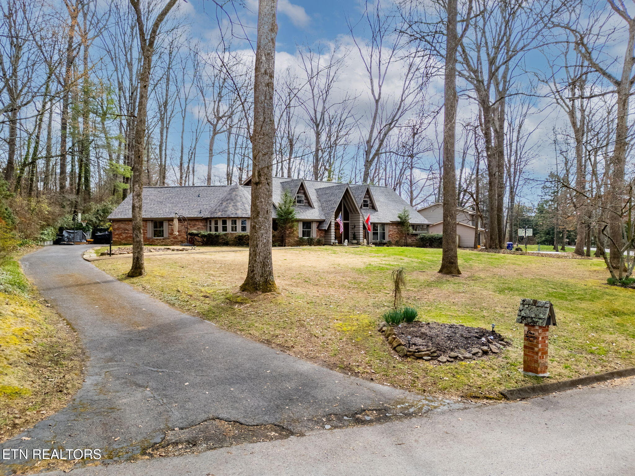 121 Wendover Circle Oak Ridge TN 37830