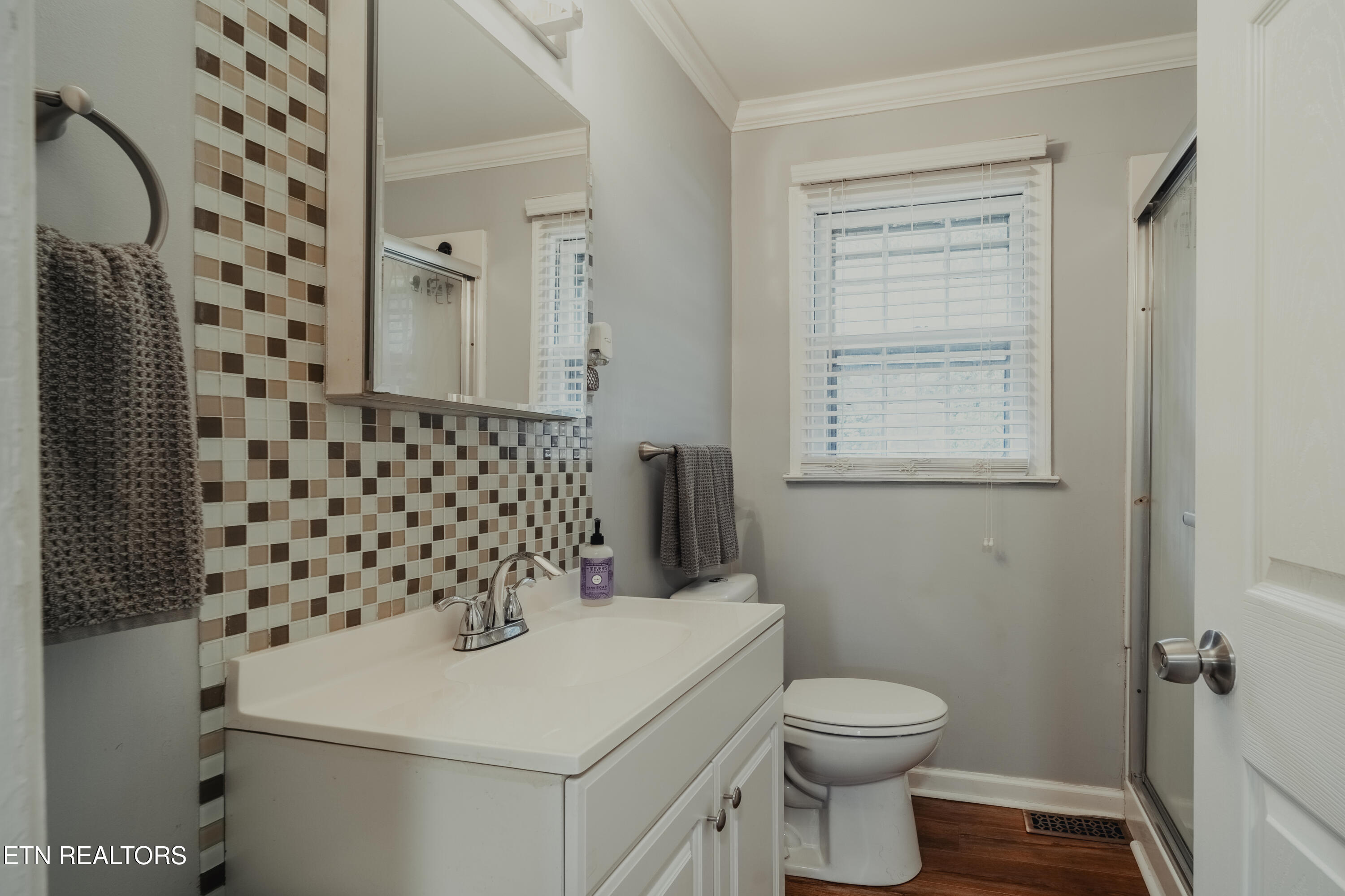 1708 Breda Drive Knoxville TN 37918