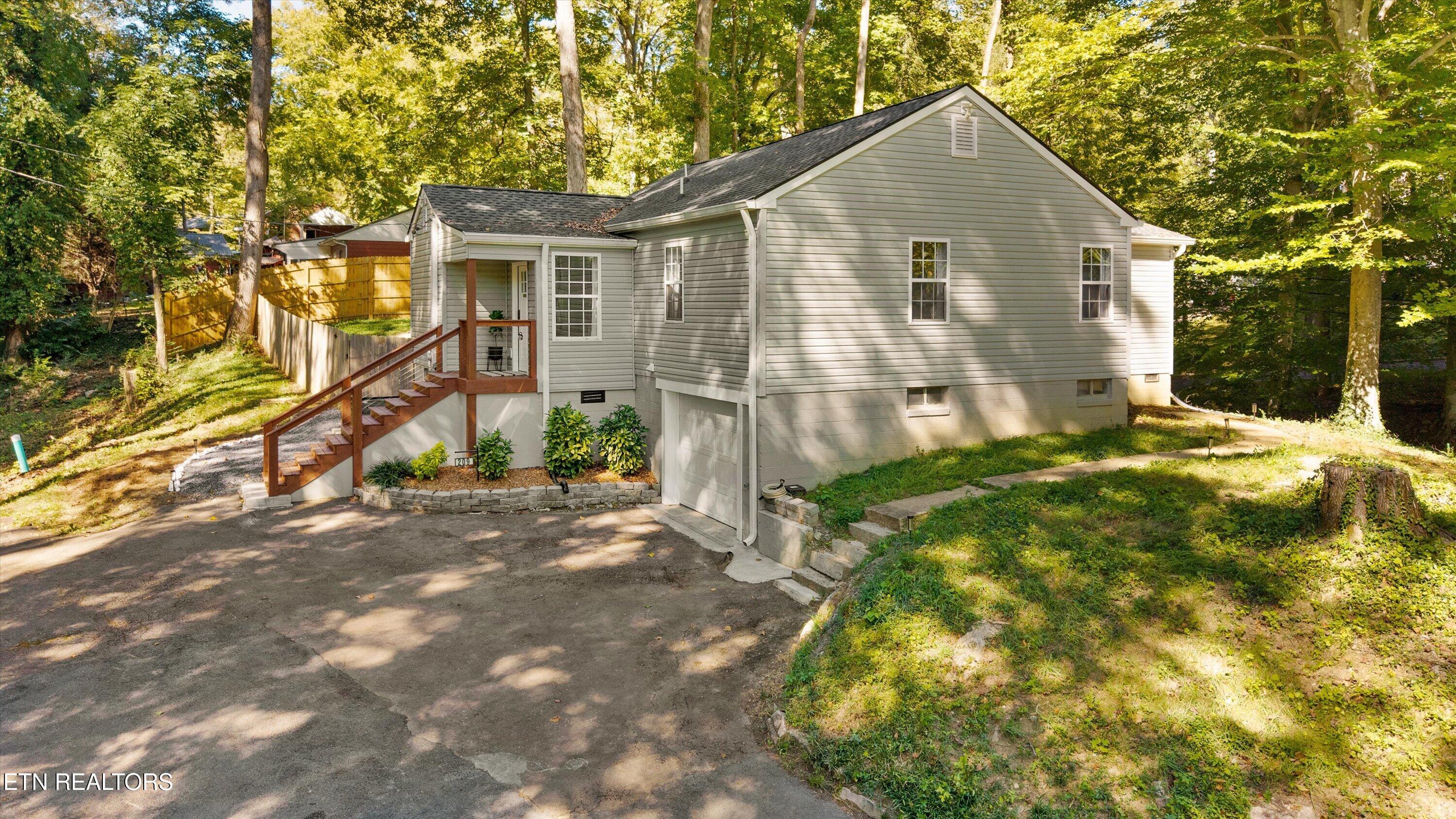 209 Maple Loop Road Knoxville TN 37920