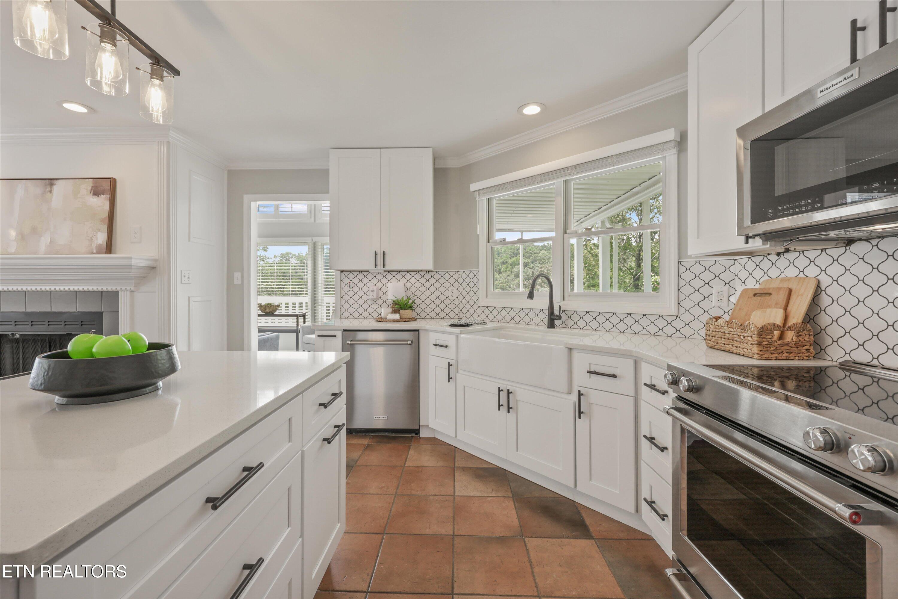 489 Jefferson Lane Clinton TN 37716