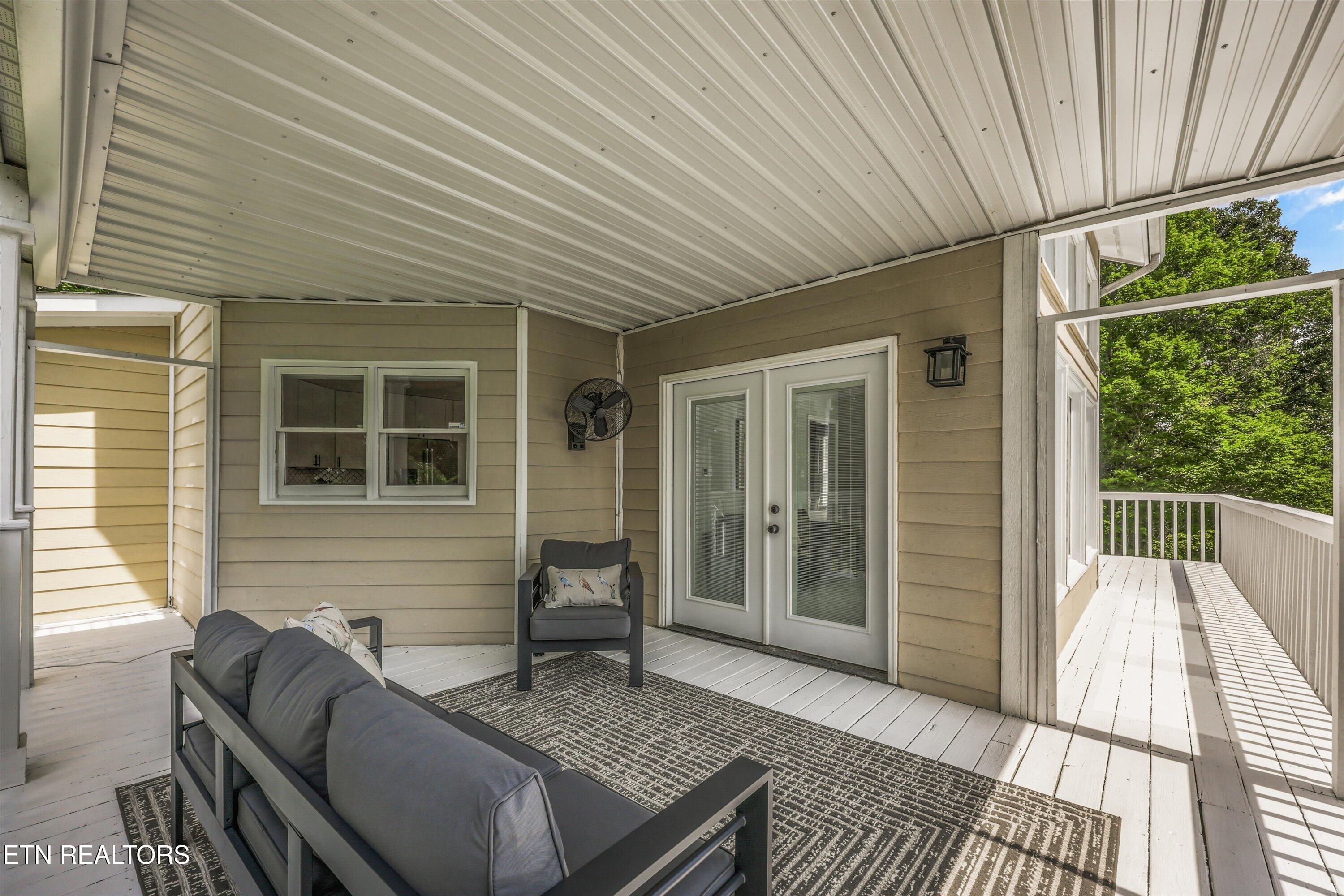 489 Jefferson Lane Clinton TN 37716