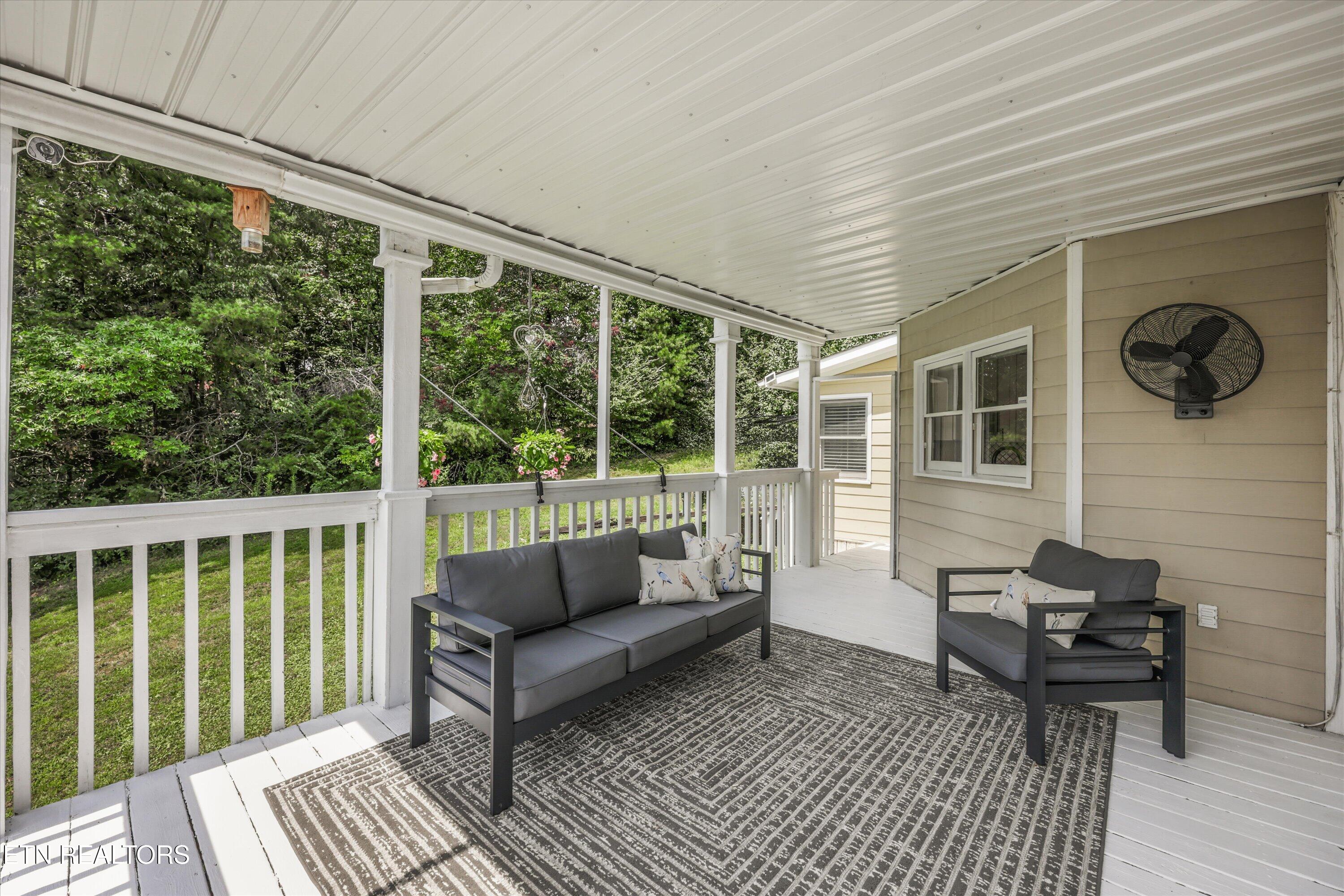 489 Jefferson Lane Clinton TN 37716