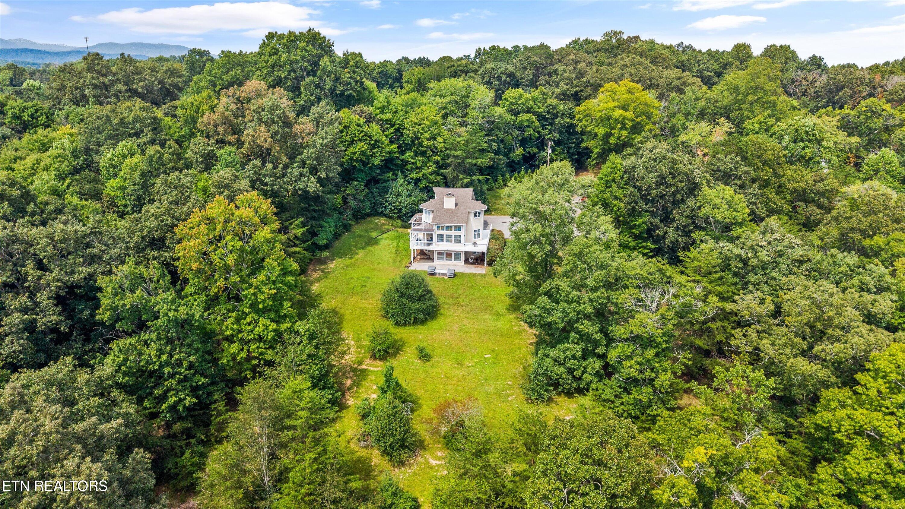 489 Jefferson Lane Clinton TN 37716