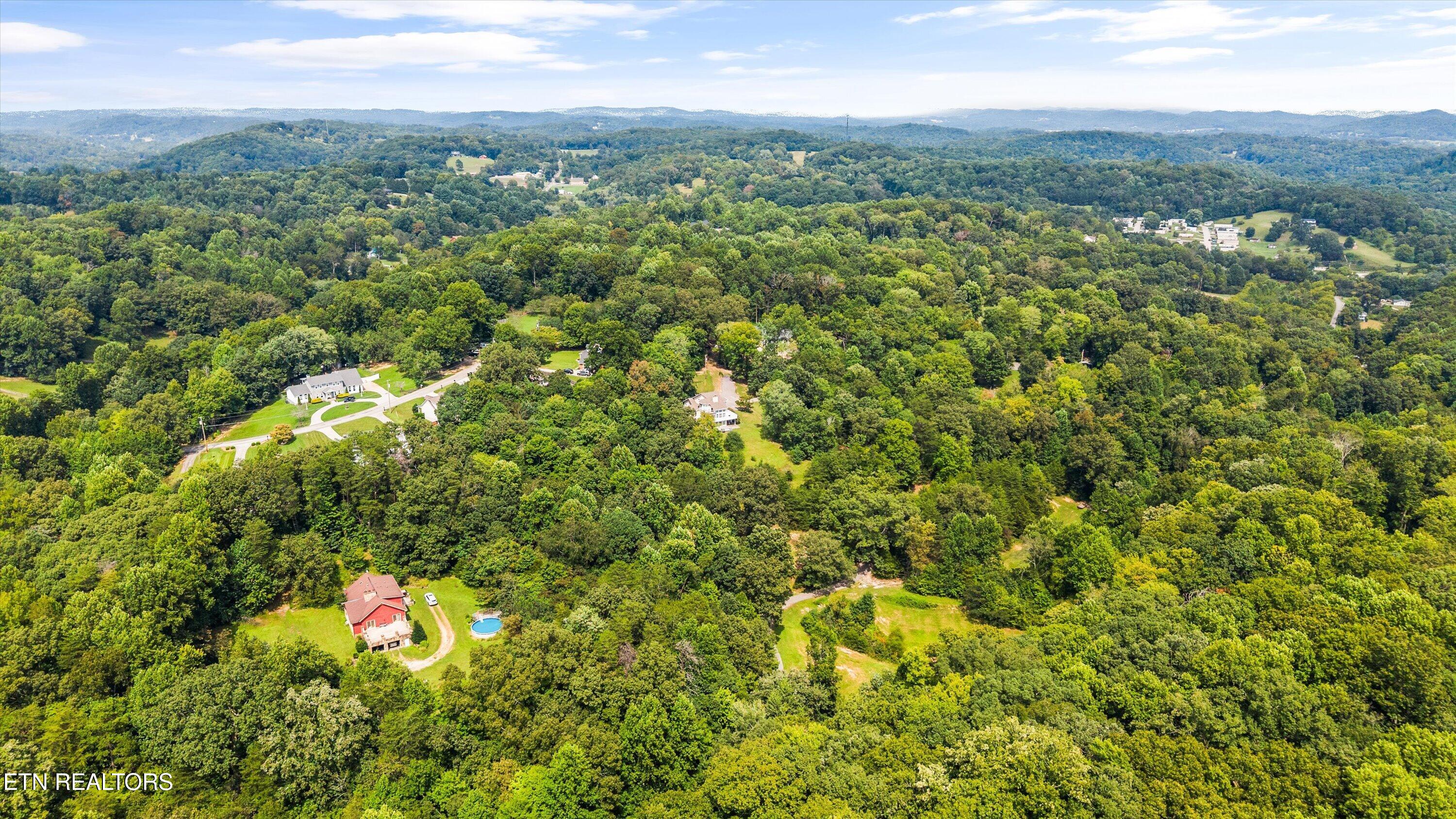 489 Jefferson Lane Clinton TN 37716