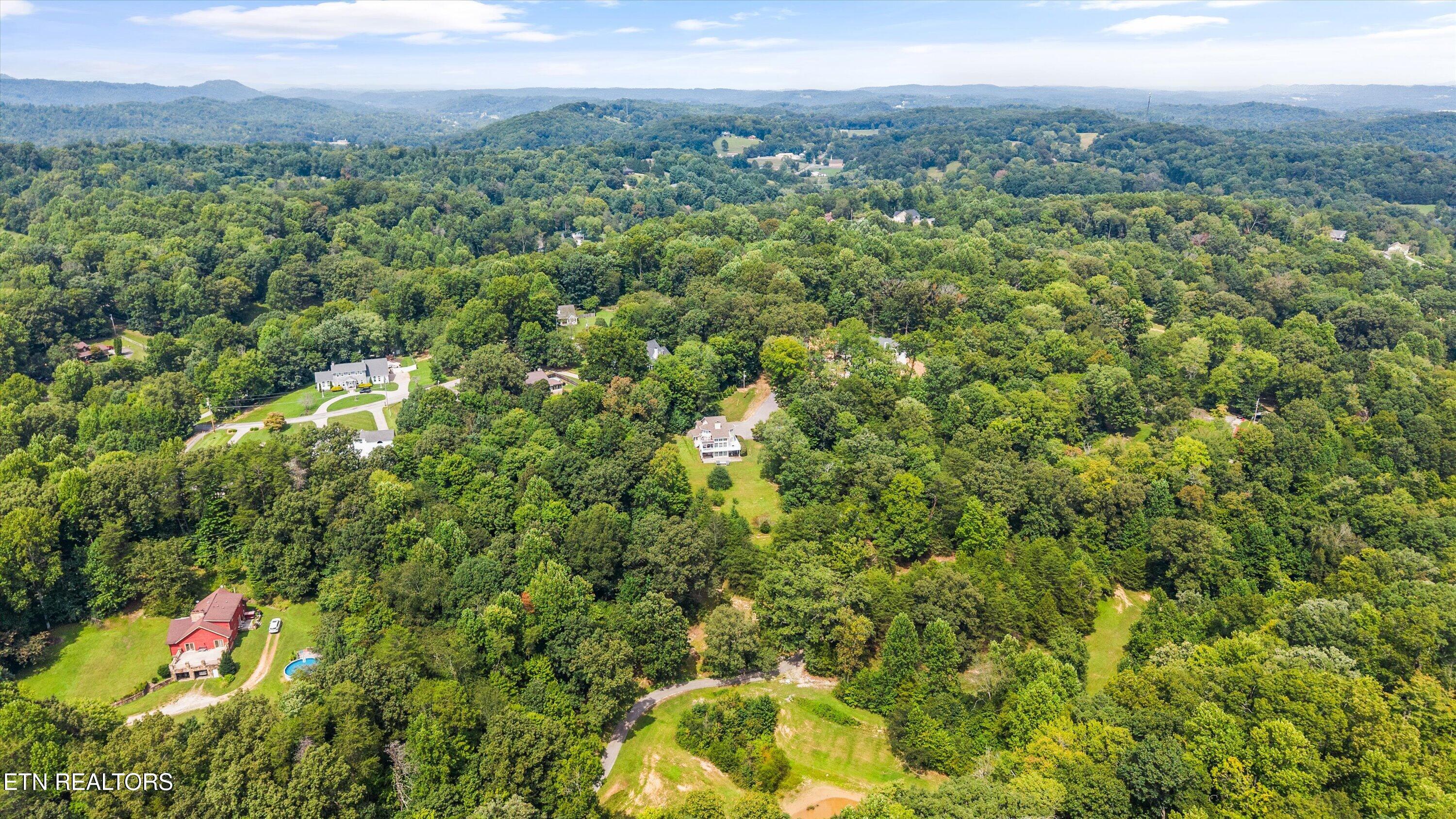 489 Jefferson Lane Clinton TN 37716