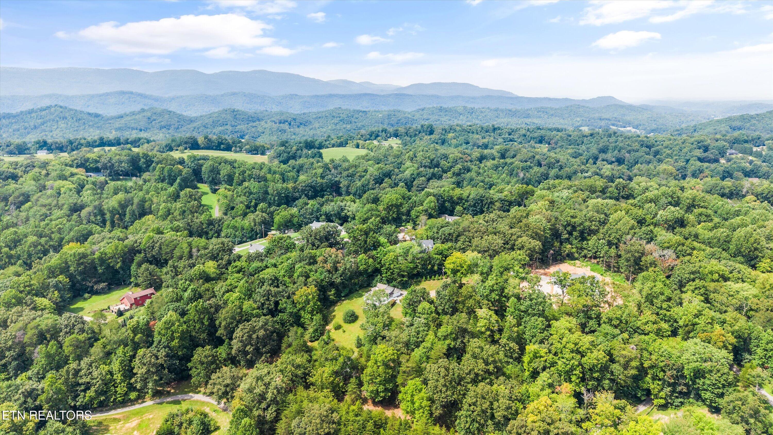 489 Jefferson Lane Clinton TN 37716