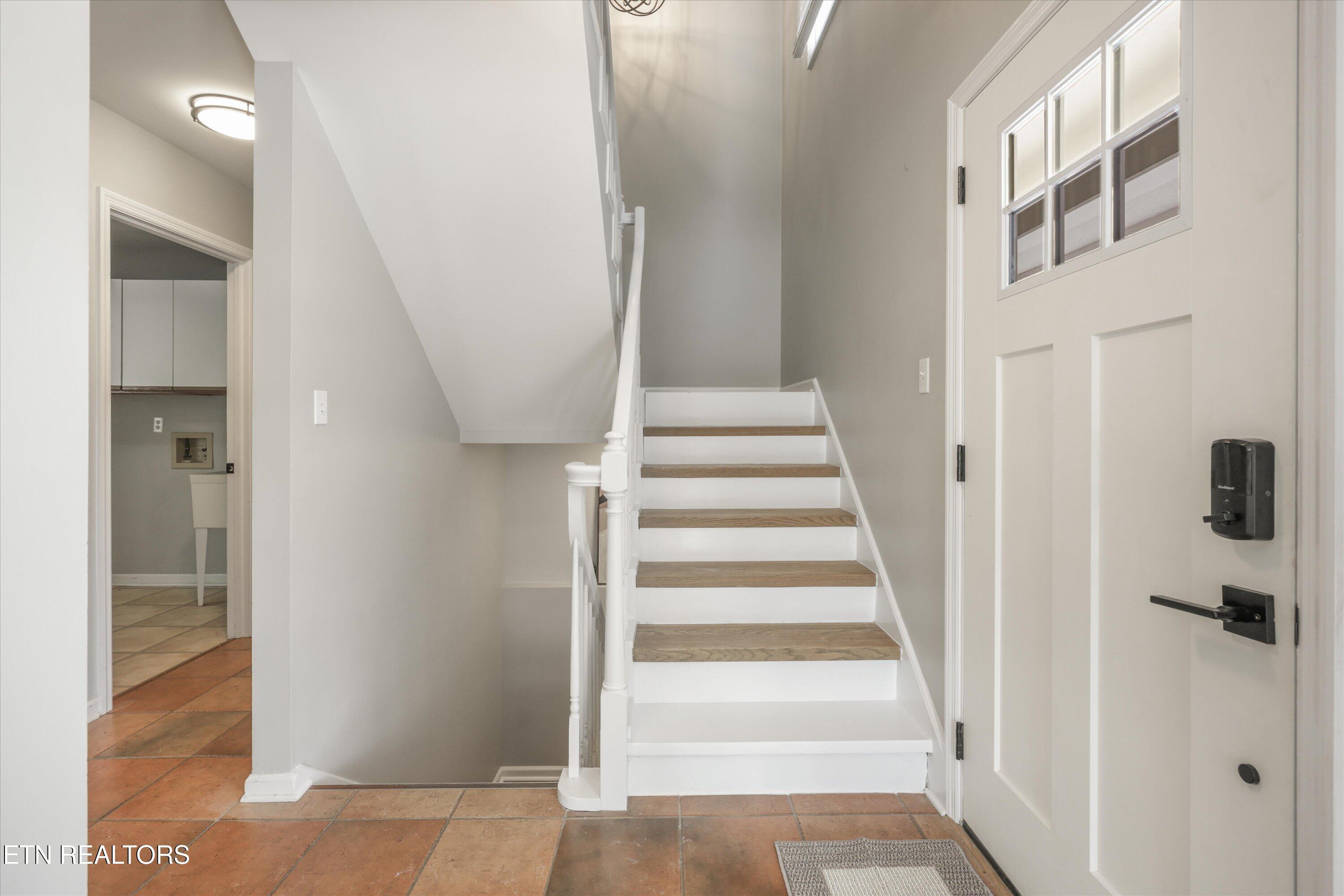489 Jefferson Lane Clinton TN 37716