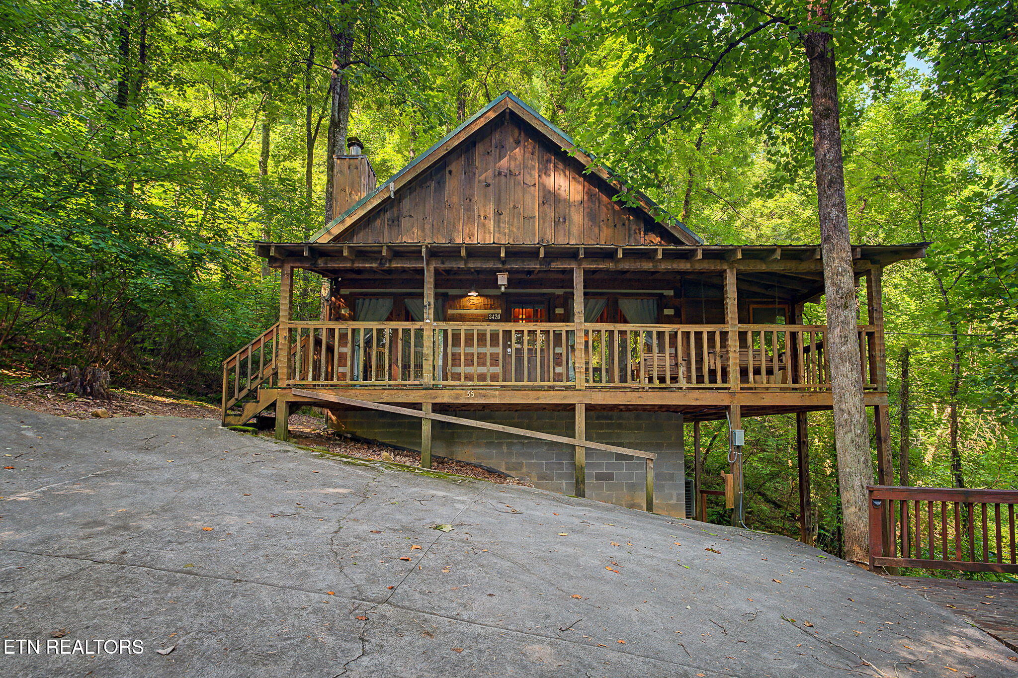 3426 Twin City Way Pigeon Forge TN 37863