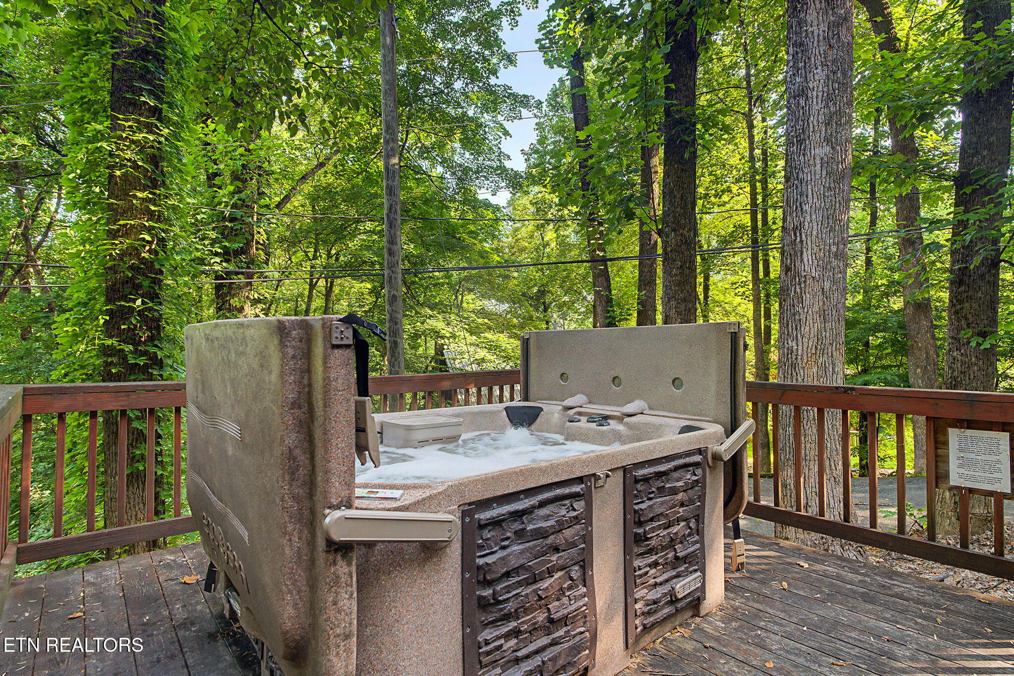 3426 Twin City Way Pigeon Forge TN 37863