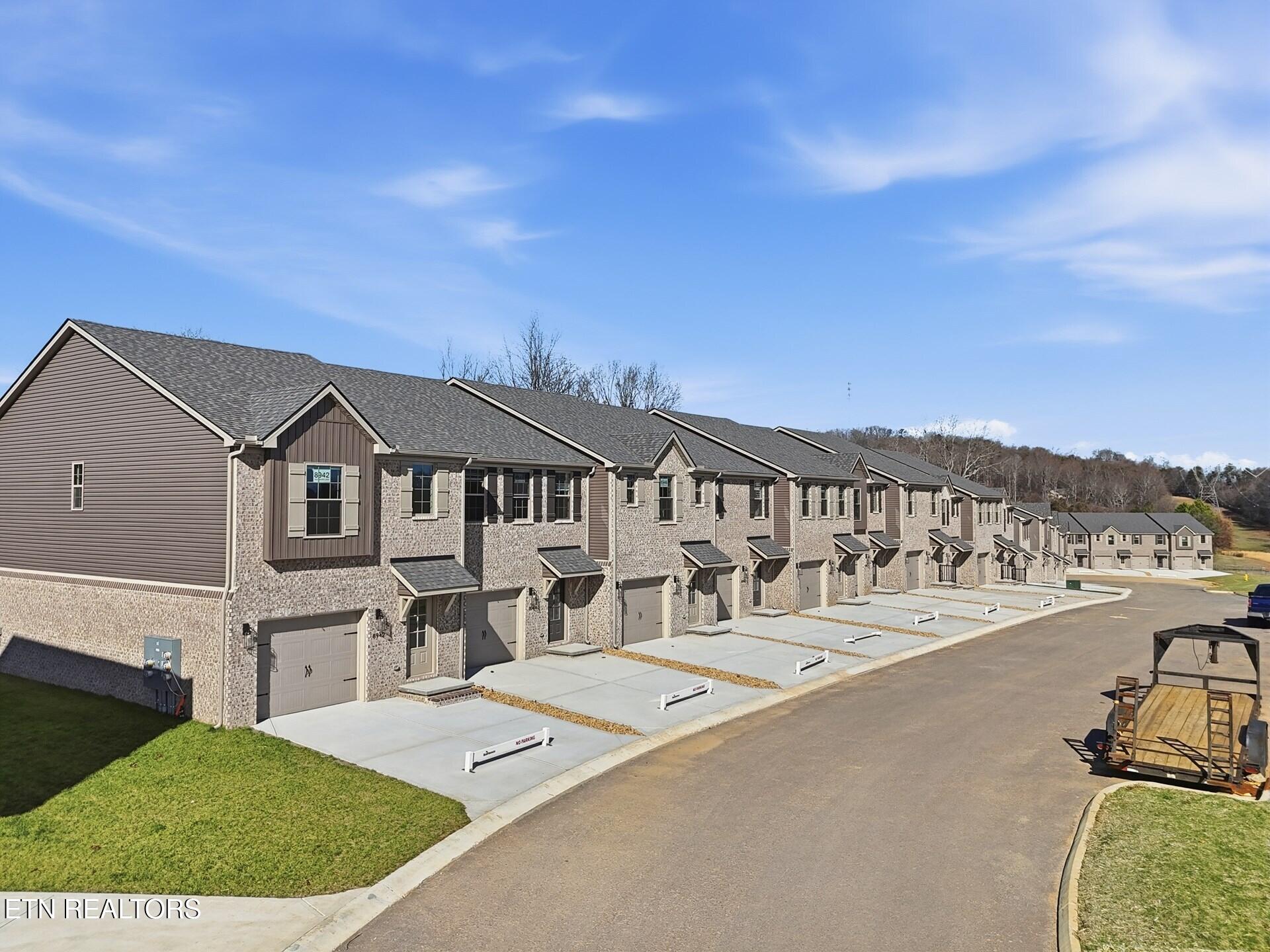 8944 Keenberg Lane Knoxville TN 37931