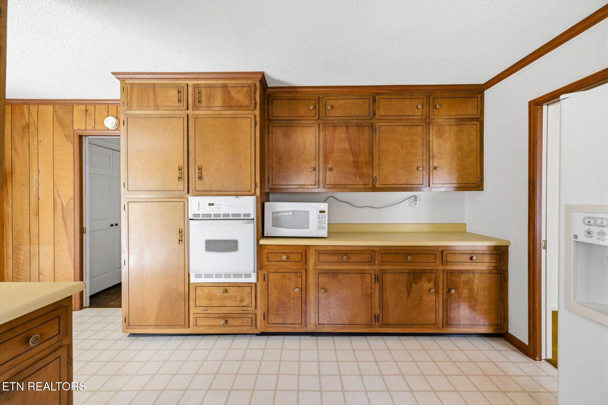 208 County Road 577 Englewood TN 37329