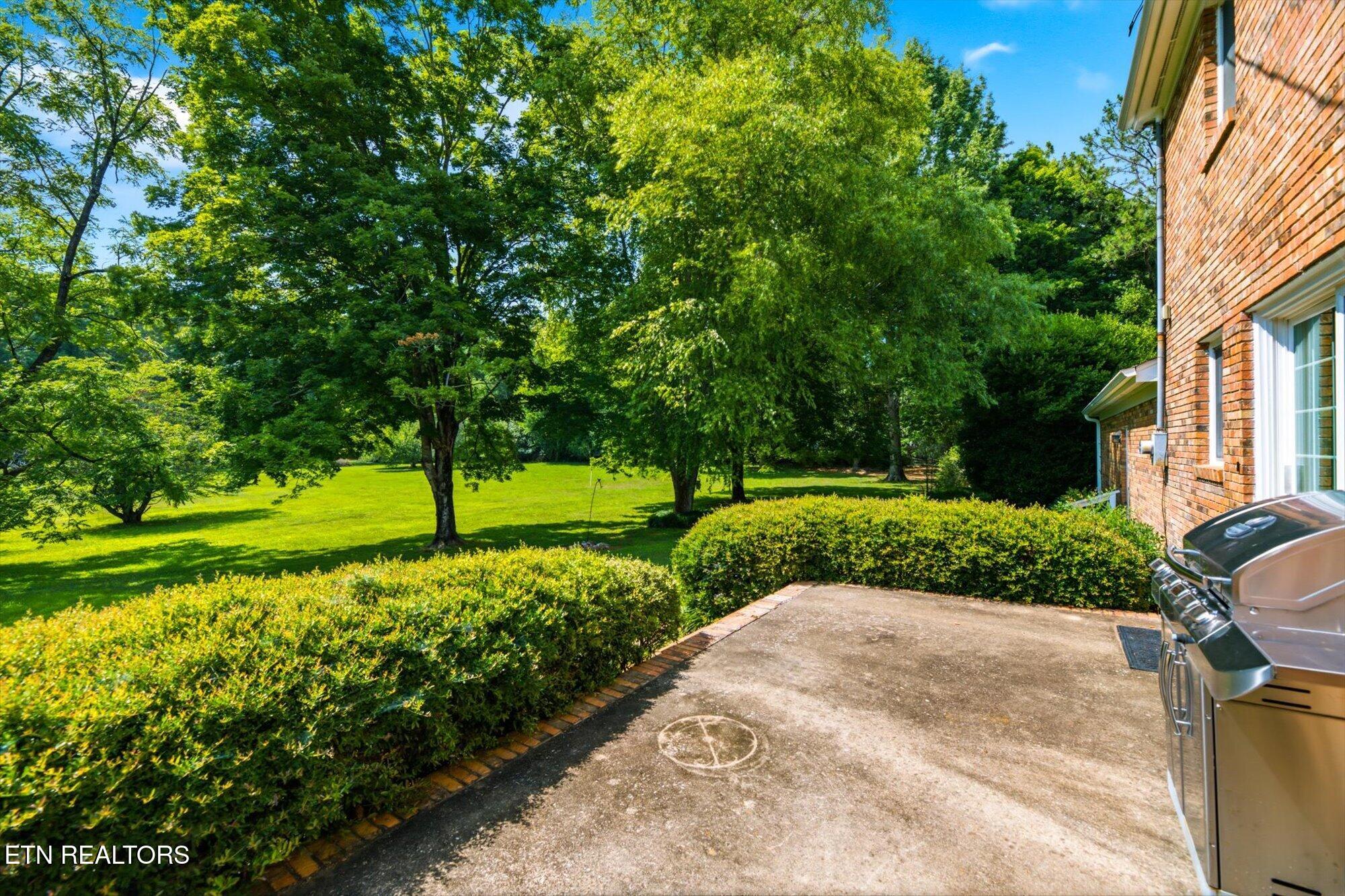 208 County Road 577 Englewood TN 37329