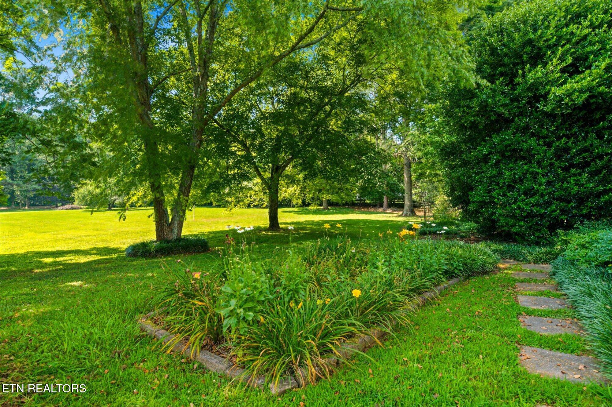 208 County Road 577 Englewood TN 37329