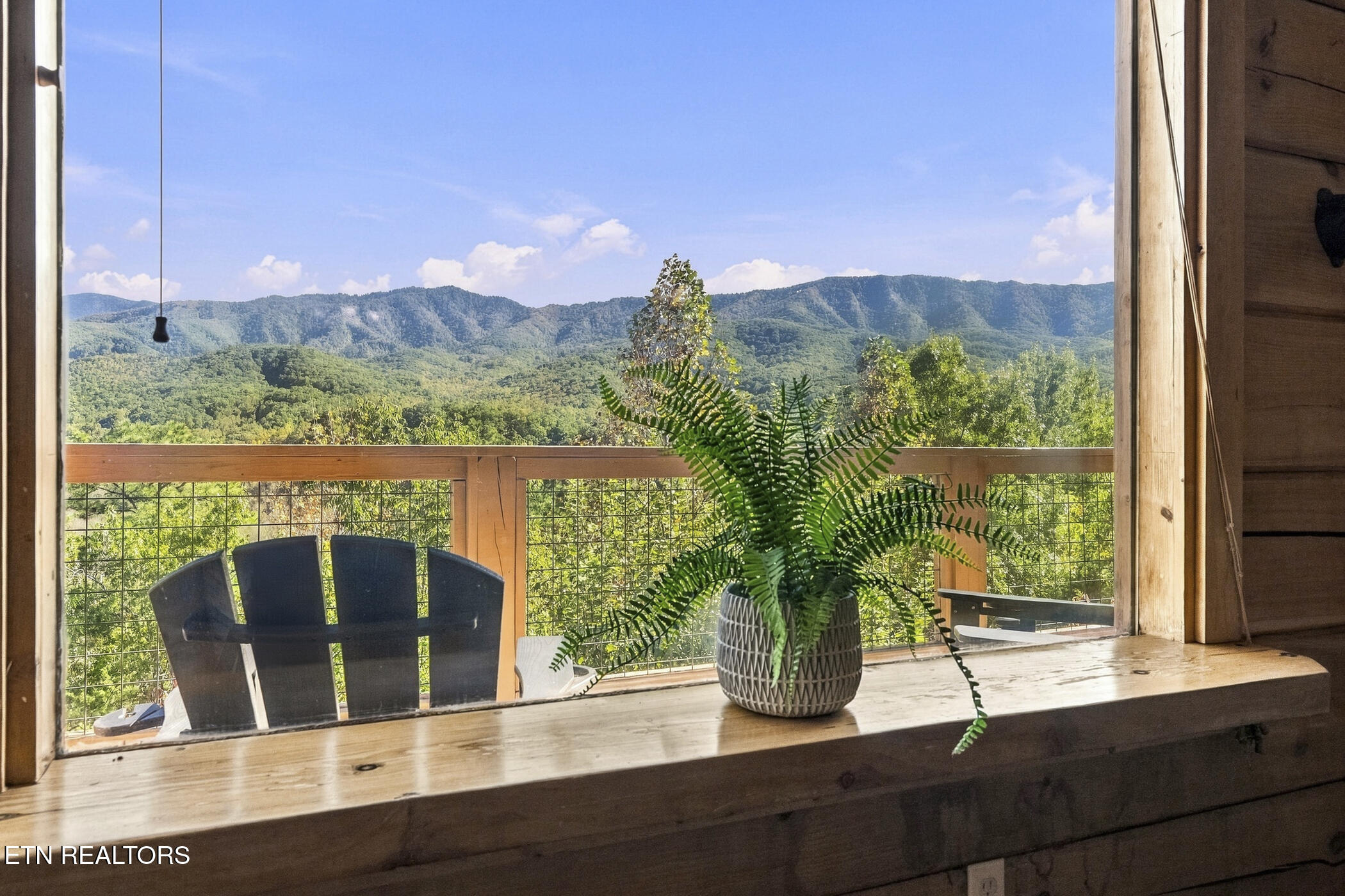 449 Lucerne Way Gatlinburg TN 37738