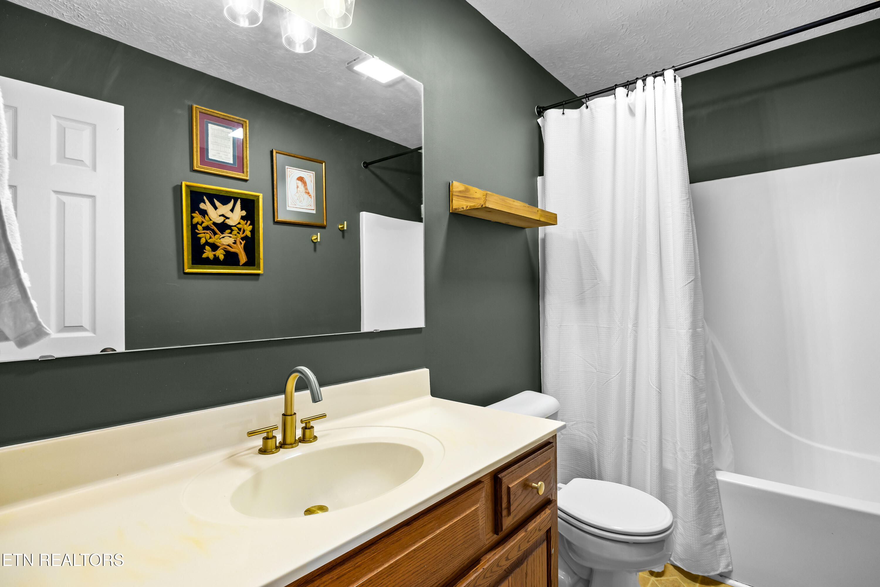 1325 Cannon Avenue Sweetwater TN 37874