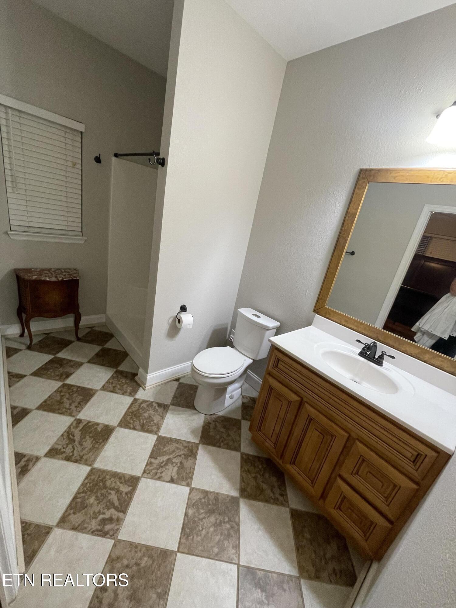 1325 Cannon Avenue Sweetwater TN 37874