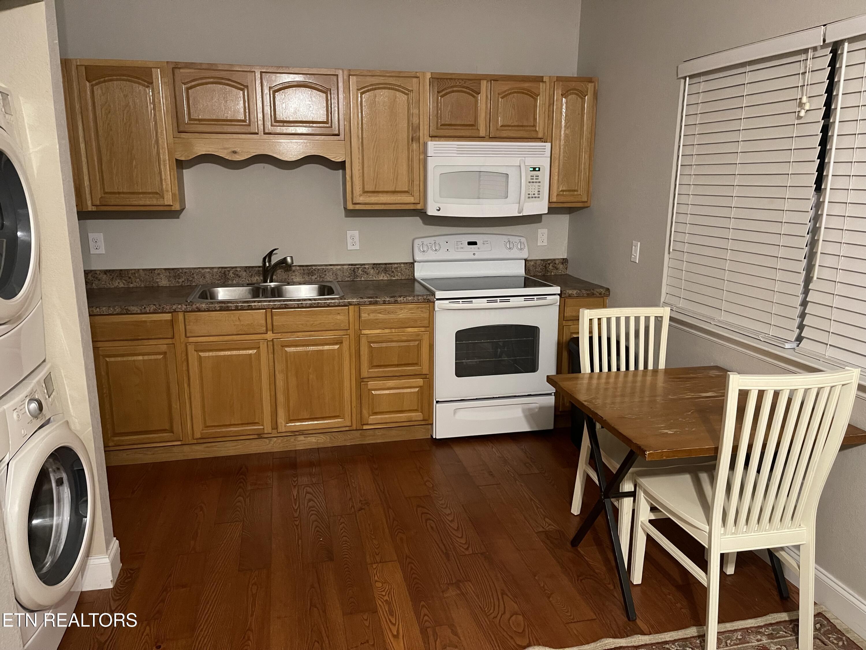 1325 Cannon Avenue Sweetwater TN 37874