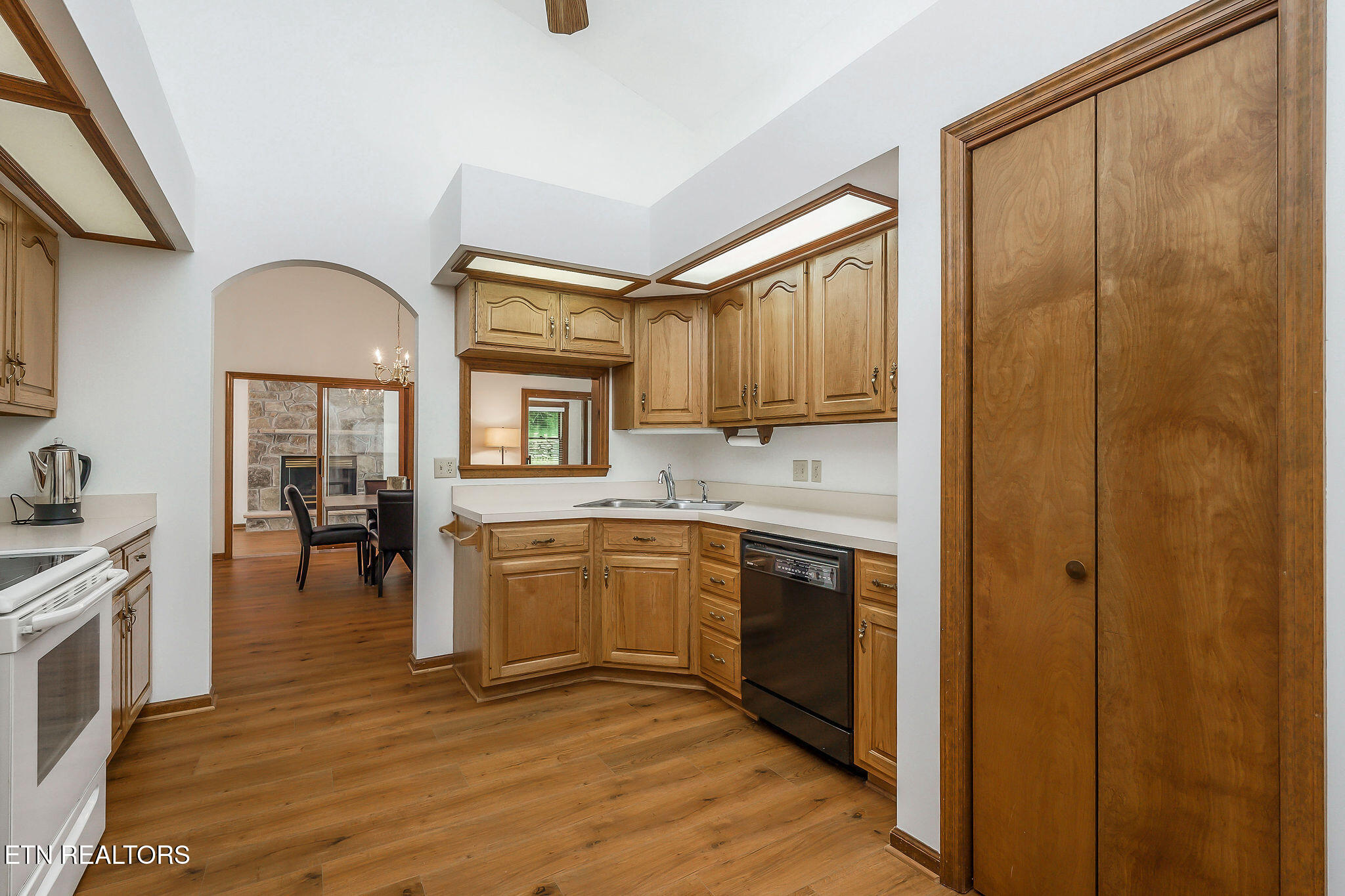 10 Meadows Road Sparta TN 38583